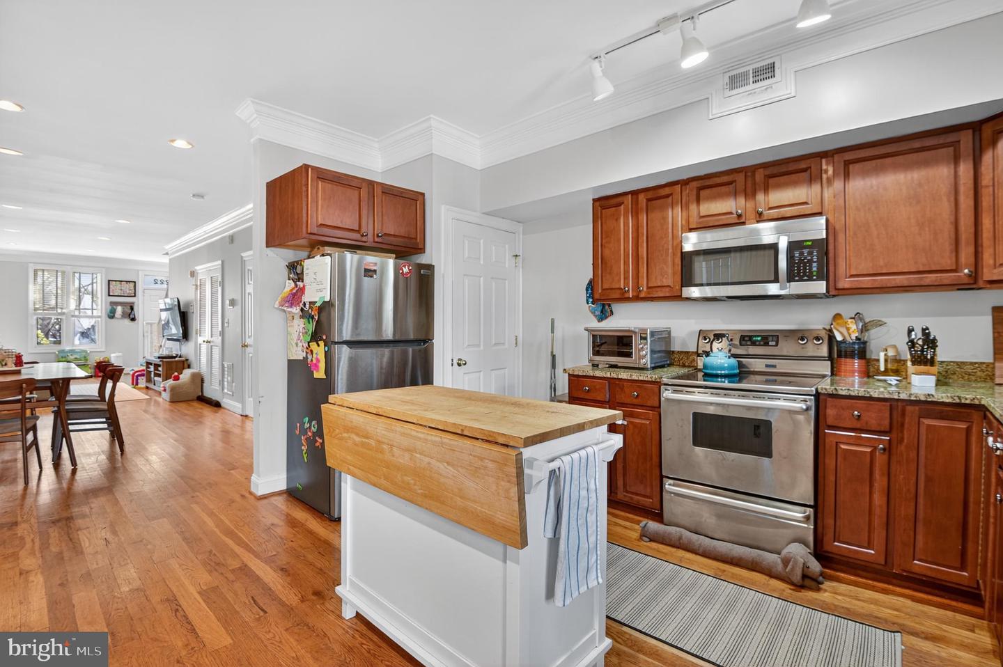 222 12TH PL NE, WASHINGTON, District Of Columbia 20002, 3 Bedrooms Bedrooms, ,2 BathroomsBathrooms,Residential,For sale,222 12TH PL NE,DCDC2229188 MLS # DCDC2229188 222 12TH PL NE, WASHINGTON, District Of Columbia 20002, 3 Bedrooms Bedrooms, ,2 BathroomsBathrooms,Residential,For sale,222 12TH PL NE,DCDC2229188 MLS # DCDC2229188
