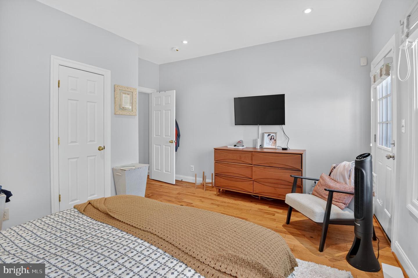 222 12TH PL NE, WASHINGTON, District Of Columbia 20002, 3 Bedrooms Bedrooms, ,2 BathroomsBathrooms,Residential,For sale,222 12TH PL NE,DCDC2229188 MLS # DCDC2229188 222 12TH PL NE, WASHINGTON, District Of Columbia 20002, 3 Bedrooms Bedrooms, ,2 BathroomsBathrooms,Residential,For sale,222 12TH PL NE,DCDC2229188 MLS # DCDC2229188