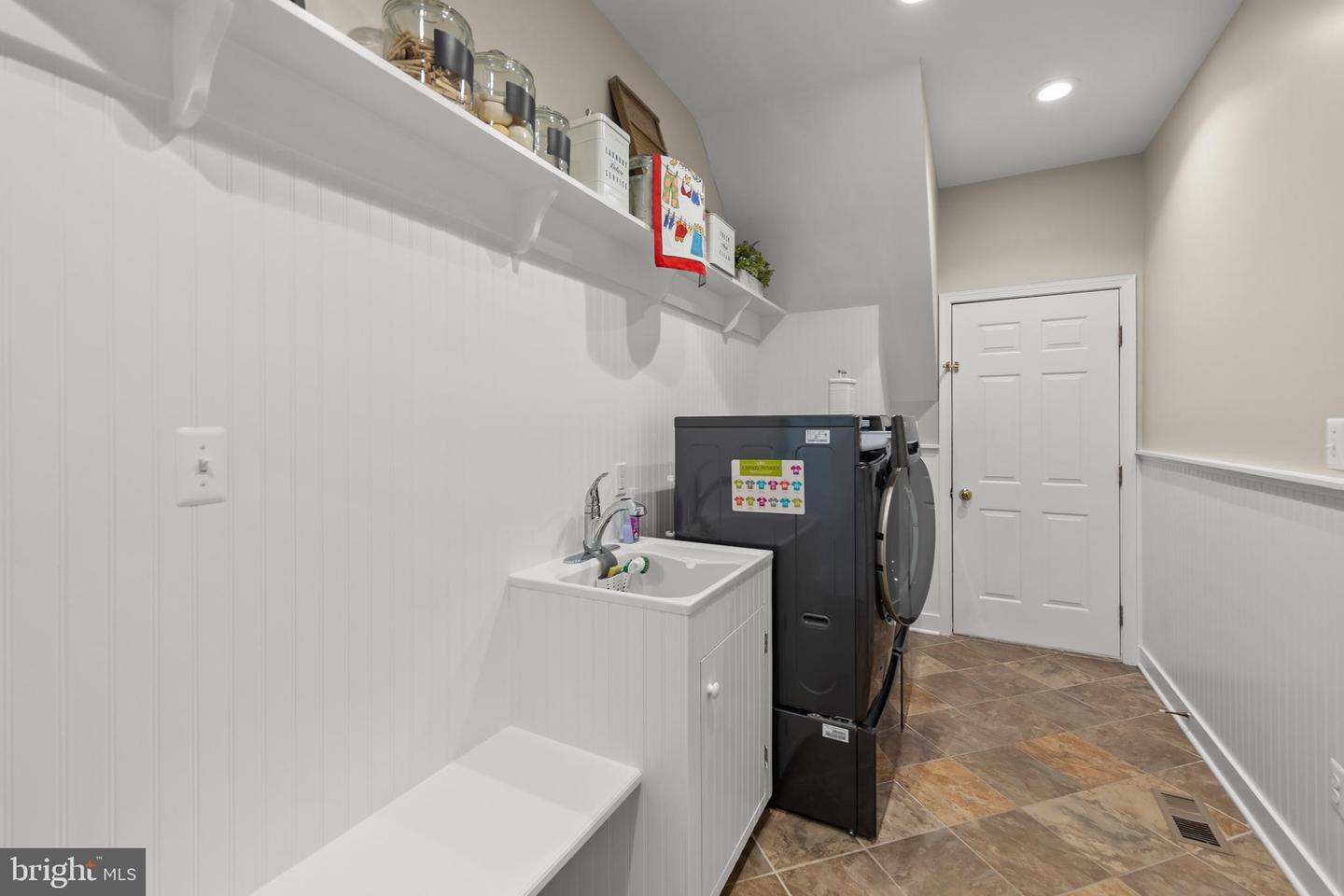 112 HEATH CT, WINCHESTER, Virginia 22602, 5 Bedrooms Bedrooms, ,5 BathroomsBathrooms,Residential,For sale,112 HEATH CT,VAFV2037688 MLS # VAFV2037688 112 HEATH CT, WINCHESTER, Virginia 22602, 5 Bedrooms Bedrooms, ,5 BathroomsBathrooms,Residential,For sale,112 HEATH CT,VAFV2037688 MLS # VAFV2037688