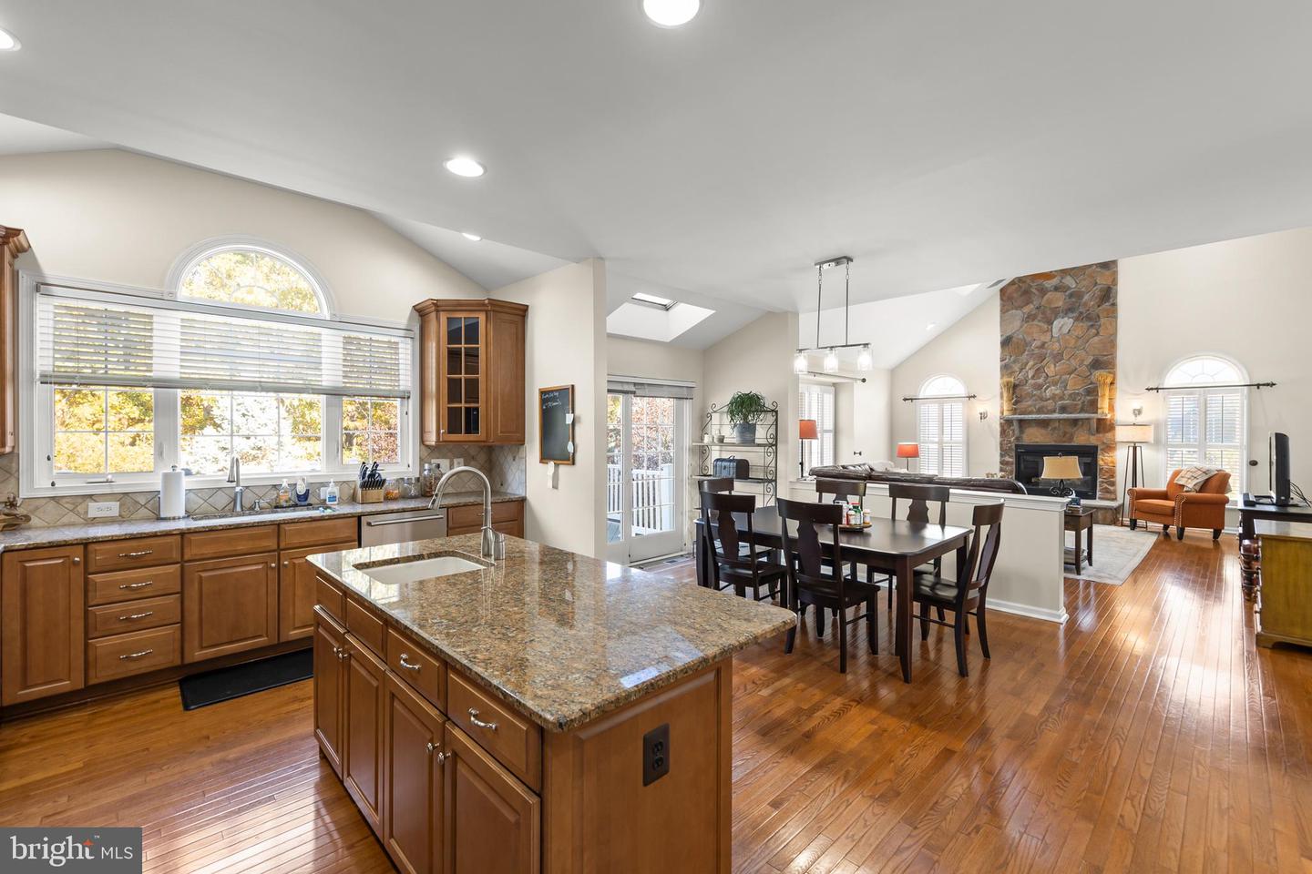 112 HEATH CT, WINCHESTER, Virginia 22602, 5 Bedrooms Bedrooms, ,5 BathroomsBathrooms,Residential,For sale,112 HEATH CT,VAFV2037688 MLS # VAFV2037688 112 HEATH CT, WINCHESTER, Virginia 22602, 5 Bedrooms Bedrooms, ,5 BathroomsBathrooms,Residential,For sale,112 HEATH CT,VAFV2037688 MLS # VAFV2037688