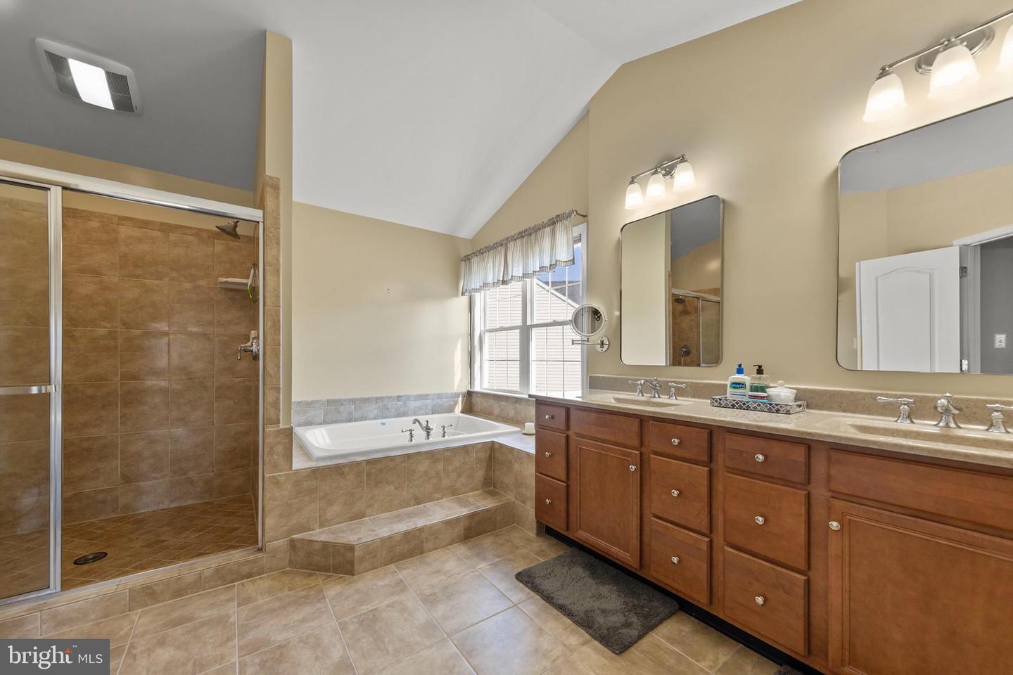 112 HEATH CT, WINCHESTER, Virginia 22602, 5 Bedrooms Bedrooms, ,5 BathroomsBathrooms,Residential,For sale,112 HEATH CT,VAFV2037688 MLS # VAFV2037688 112 HEATH CT, WINCHESTER, Virginia 22602, 5 Bedrooms Bedrooms, ,5 BathroomsBathrooms,Residential,For sale,112 HEATH CT,VAFV2037688 MLS # VAFV2037688