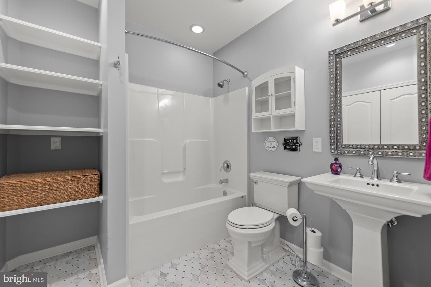 112 HEATH CT, WINCHESTER, Virginia 22602, 5 Bedrooms Bedrooms, ,5 BathroomsBathrooms,Residential,For sale,112 HEATH CT,VAFV2037688 MLS # VAFV2037688 112 HEATH CT, WINCHESTER, Virginia 22602, 5 Bedrooms Bedrooms, ,5 BathroomsBathrooms,Residential,For sale,112 HEATH CT,VAFV2037688 MLS # VAFV2037688