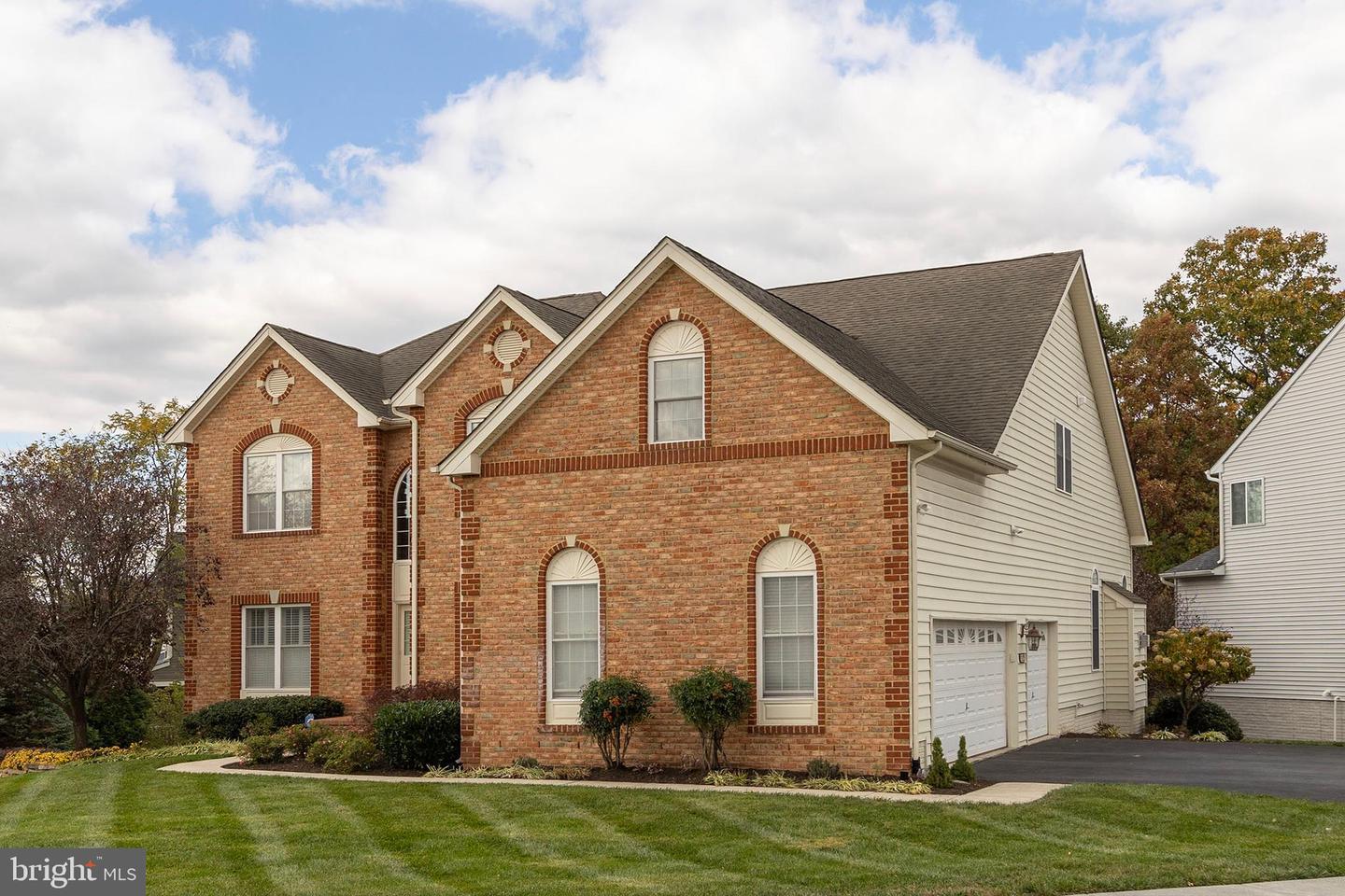 112 HEATH CT, WINCHESTER, Virginia 22602, 5 Bedrooms Bedrooms, ,5 BathroomsBathrooms,Residential,For sale,112 HEATH CT,VAFV2037688 MLS # VAFV2037688 112 HEATH CT, WINCHESTER, Virginia 22602, 5 Bedrooms Bedrooms, ,5 BathroomsBathrooms,Residential,For sale,112 HEATH CT,VAFV2037688 MLS # VAFV2037688