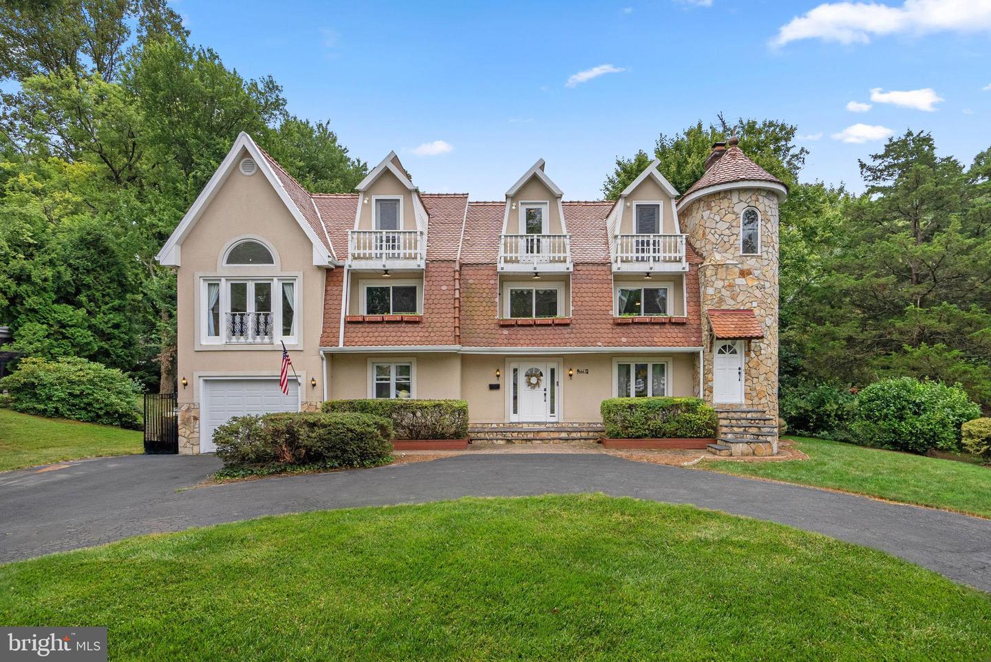 6663 KENNEDY LN, FALLS CHURCH, Virginia 22042, 5 Bedrooms Bedrooms, 14 Rooms Rooms,5 BathroomsBathrooms,Residential,For sale,6663 KENNEDY LN,VAFX2276372 MLS # VAFX2276372 6663 KENNEDY LN, FALLS CHURCH, Virginia 22042, 5 Bedrooms Bedrooms, 14 Rooms Rooms,5 BathroomsBathrooms,Residential,For sale,6663 KENNEDY LN,VAFX2276372 MLS # VAFX2276372
