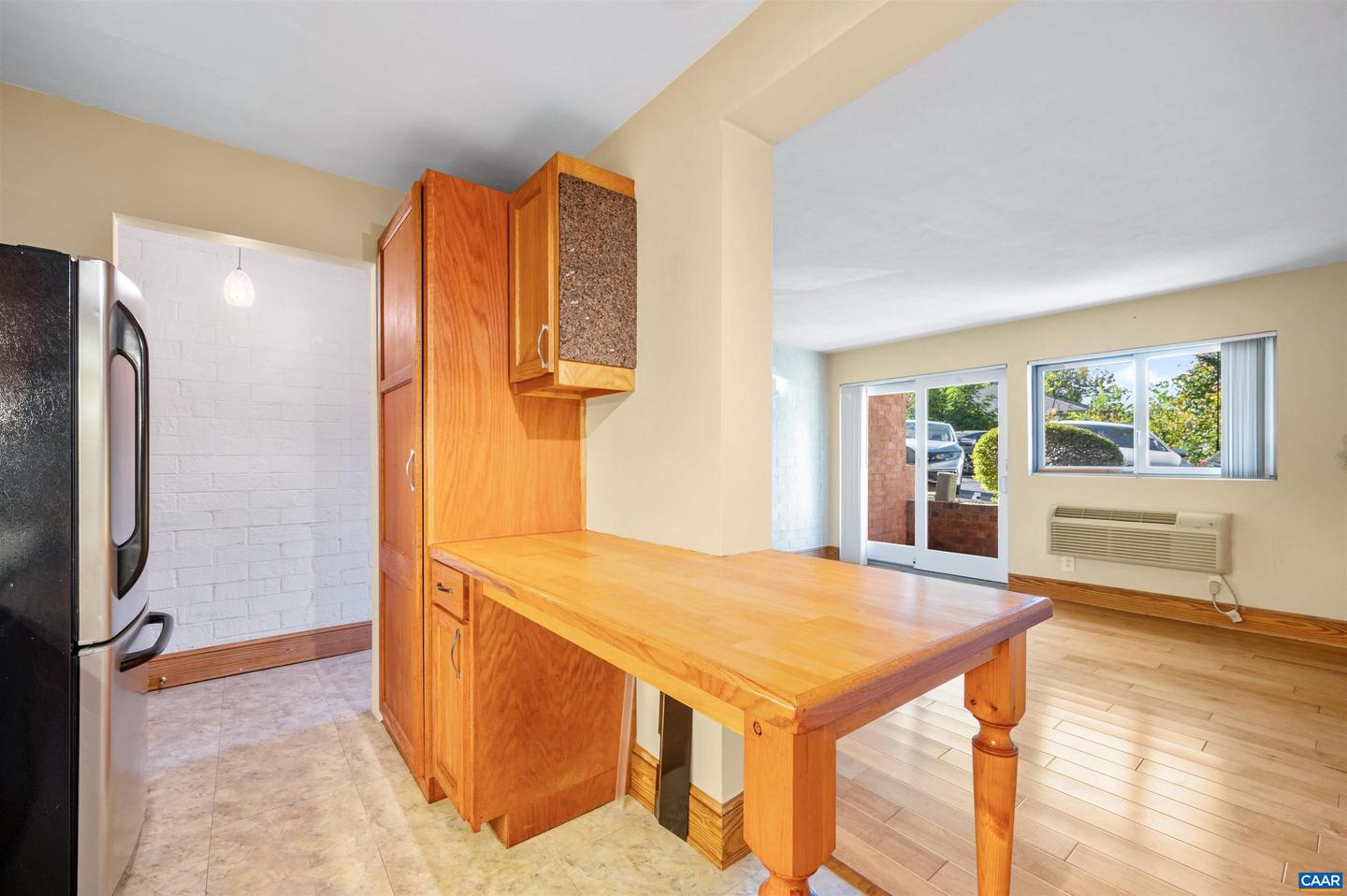 1800 JEFFERSON PARK AVE #39, CHARLOTTESVILLE, Virginia 22903, 1 Bedroom Bedrooms, ,1 BathroomBathrooms,Residential,For sale,1800 JEFFERSON PARK AVE #39,670463 MLS # 670463 1800 JEFFERSON PARK AVE #39, CHARLOTTESVILLE, Virginia 22903, 1 Bedroom Bedrooms, ,1 BathroomBathrooms,Residential,For sale,1800 JEFFERSON PARK AVE #39,670463 MLS # 670463