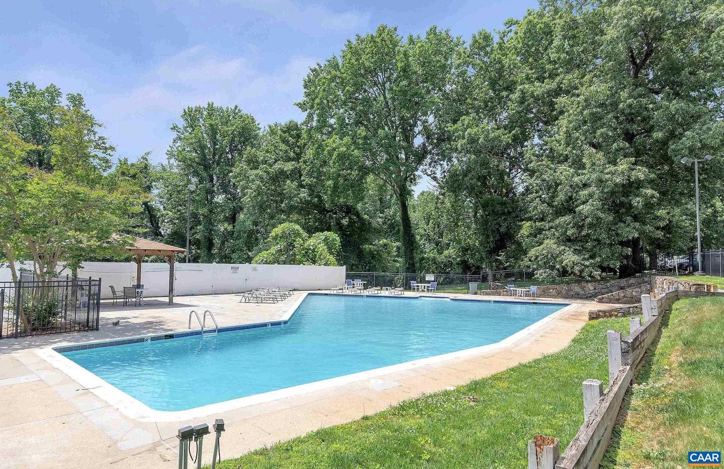 1800 JEFFERSON PARK AVE #39, CHARLOTTESVILLE, Virginia 22903, 1 Bedroom Bedrooms, ,1 BathroomBathrooms,Residential,For sale,1800 JEFFERSON PARK AVE #39,670463 MLS # 670463 1800 JEFFERSON PARK AVE #39, CHARLOTTESVILLE, Virginia 22903, 1 Bedroom Bedrooms, ,1 BathroomBathrooms,Residential,For sale,1800 JEFFERSON PARK AVE #39,670463 MLS # 670463