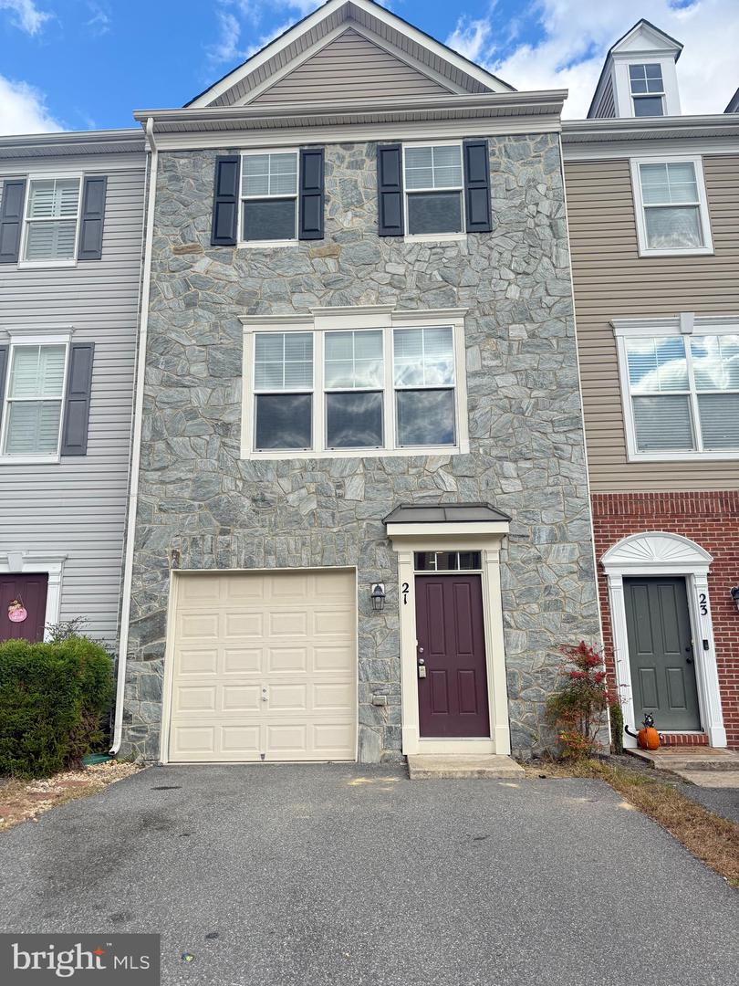 21 OCALA WAY, STAFFORD, Virginia 22556, 3 Bedrooms Bedrooms, ,2 BathroomsBathrooms,Residential,For sale,21 OCALA WAY,VAST2040822 MLS # VAST2040822 21 OCALA WAY, STAFFORD, Virginia 22556, 3 Bedrooms Bedrooms, ,2 BathroomsBathrooms,Residential,For sale,21 OCALA WAY,VAST2040822 MLS # VAST2040822
