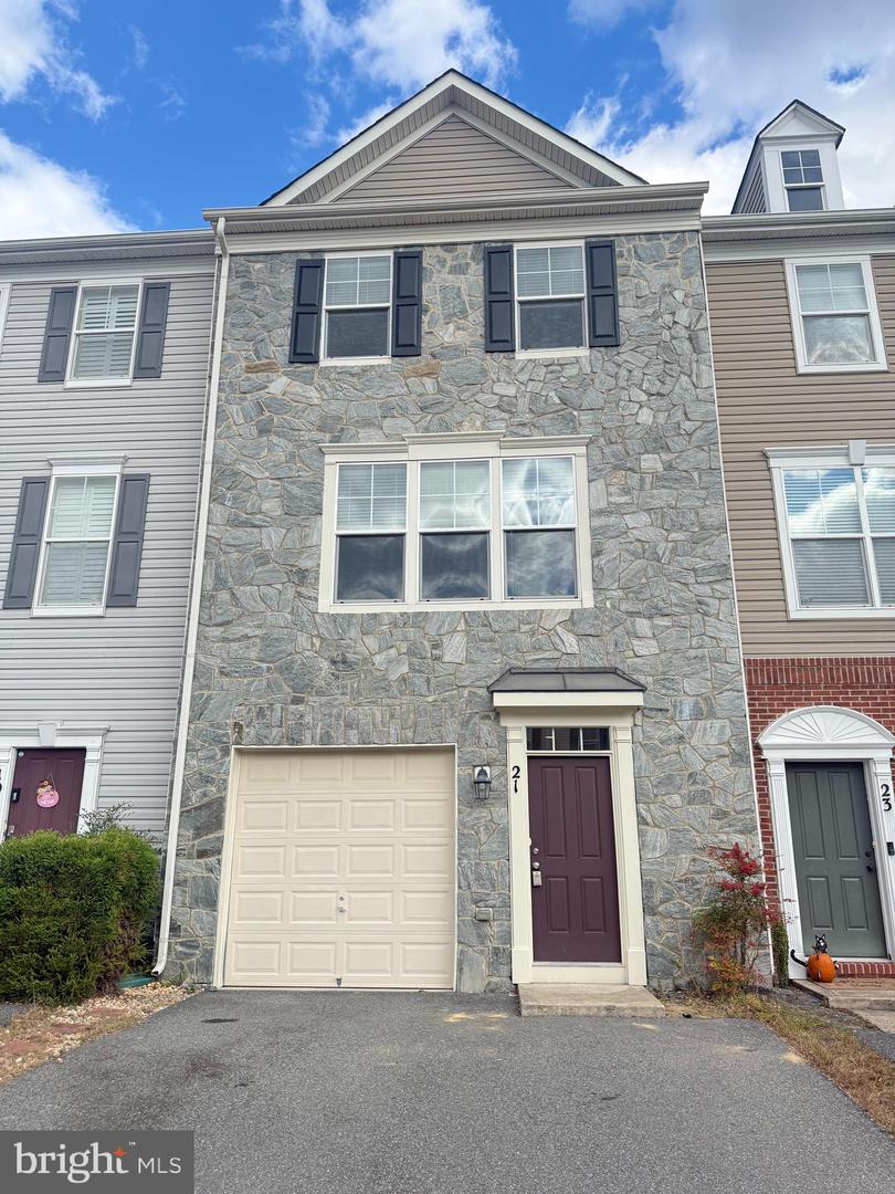 21 OCALA WAY, STAFFORD, Virginia 22556, 3 Bedrooms Bedrooms, ,2 BathroomsBathrooms,Residential,For sale,21 OCALA WAY,VAST2040822 MLS # VAST2040822 21 OCALA WAY, STAFFORD, Virginia 22556, 3 Bedrooms Bedrooms, ,2 BathroomsBathrooms,Residential,For sale,21 OCALA WAY,VAST2040822 MLS # VAST2040822
