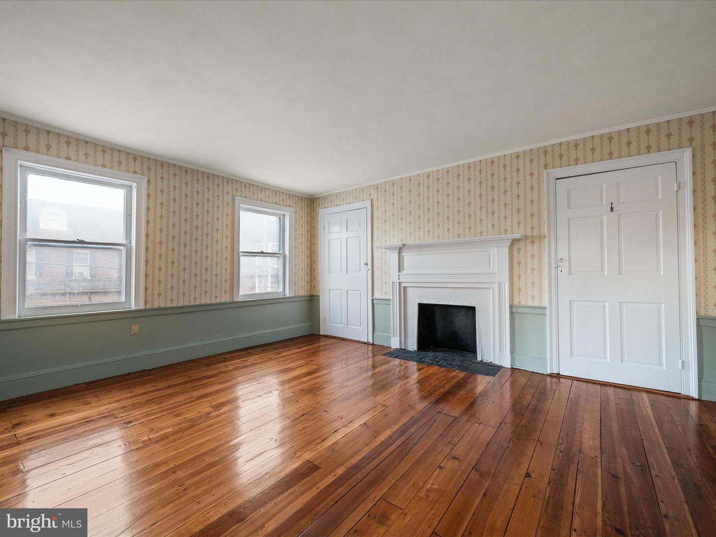 121 N WASHINGTON ST, WINCHESTER, Virginia 22601, 3 Bedrooms Bedrooms, ,2 BathroomsBathrooms,Residential,For sale,121 N WASHINGTON ST,VAWI2008930 MLS # VAWI2008930 121 N WASHINGTON ST, WINCHESTER, Virginia 22601, 3 Bedrooms Bedrooms, ,2 BathroomsBathrooms,Residential,For sale,121 N WASHINGTON ST,VAWI2008930 MLS # VAWI2008930