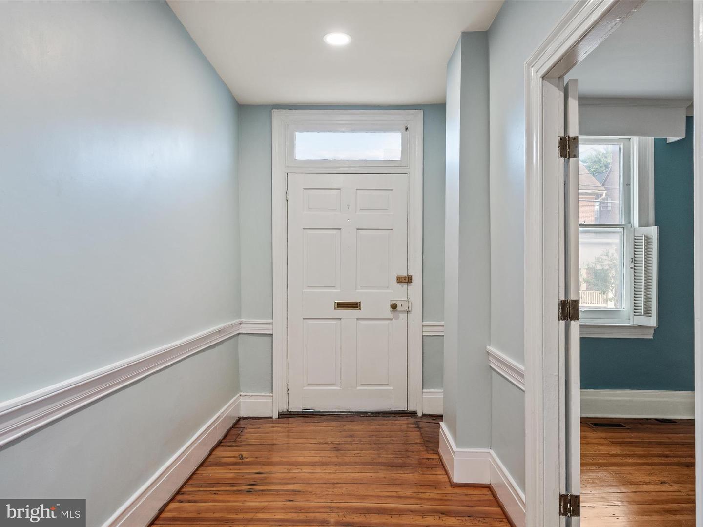 121 N WASHINGTON ST, WINCHESTER, Virginia 22601, 3 Bedrooms Bedrooms, ,2 BathroomsBathrooms,Residential,For sale,121 N WASHINGTON ST,VAWI2008930 MLS # VAWI2008930 121 N WASHINGTON ST, WINCHESTER, Virginia 22601, 3 Bedrooms Bedrooms, ,2 BathroomsBathrooms,Residential,For sale,121 N WASHINGTON ST,VAWI2008930 MLS # VAWI2008930