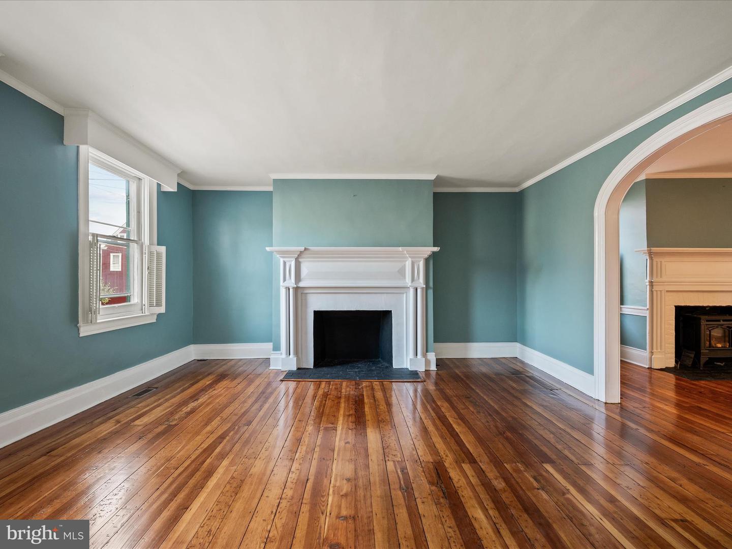 121 N WASHINGTON ST, WINCHESTER, Virginia 22601, 3 Bedrooms Bedrooms, ,2 BathroomsBathrooms,Residential,For sale,121 N WASHINGTON ST,VAWI2008930 MLS # VAWI2008930 121 N WASHINGTON ST, WINCHESTER, Virginia 22601, 3 Bedrooms Bedrooms, ,2 BathroomsBathrooms,Residential,For sale,121 N WASHINGTON ST,VAWI2008930 MLS # VAWI2008930