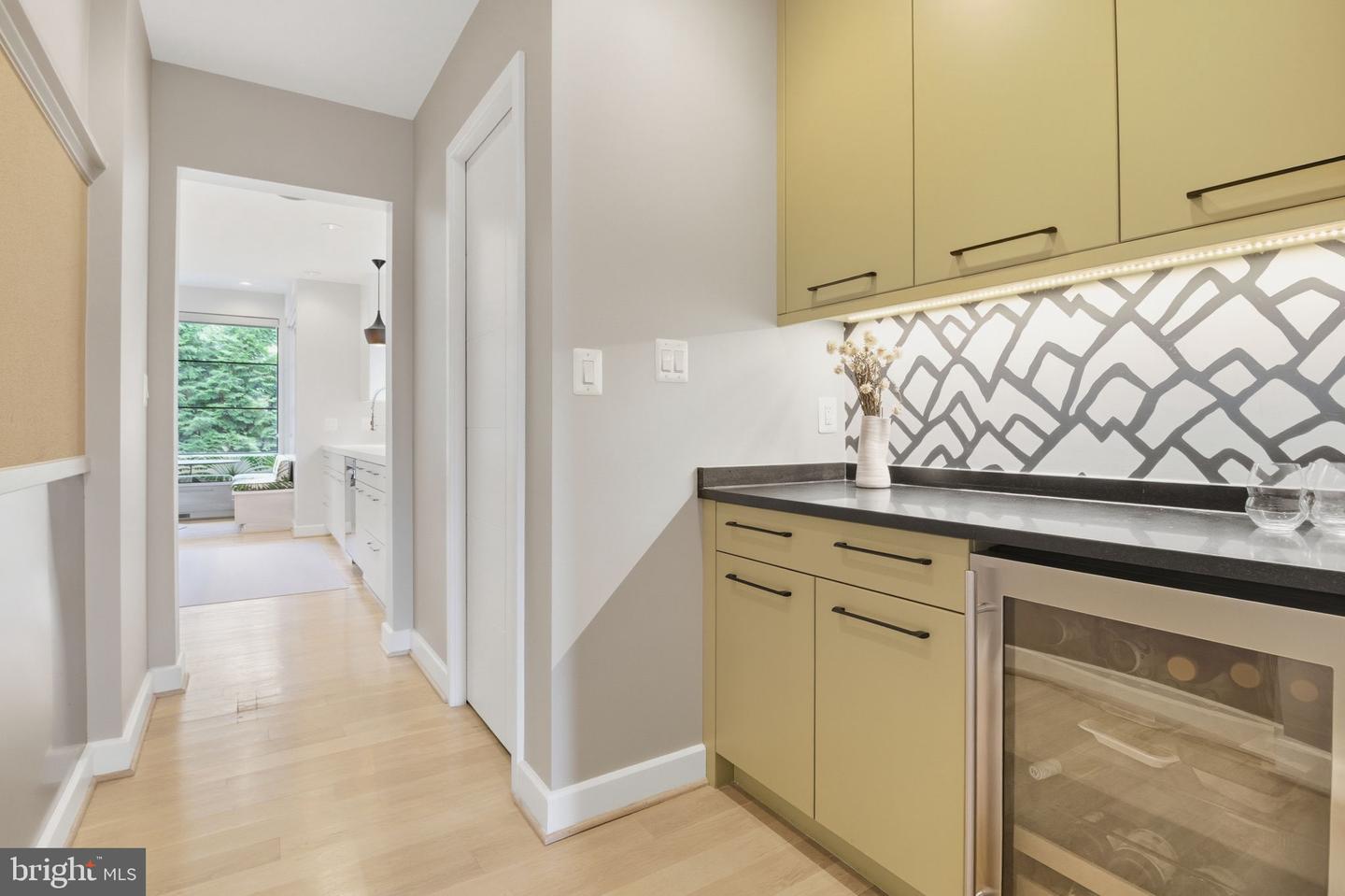 1404 N HERNDON ST, ARLINGTON, Virginia 22201, 4 Bedrooms Bedrooms, ,4 BathroomsBathrooms,Residential,For sale,1404 N HERNDON ST,VAAR2063294 MLS # VAAR2063294 1404 N HERNDON ST, ARLINGTON, Virginia 22201, 4 Bedrooms Bedrooms, ,4 BathroomsBathrooms,Residential,For sale,1404 N HERNDON ST,VAAR2063294 MLS # VAAR2063294