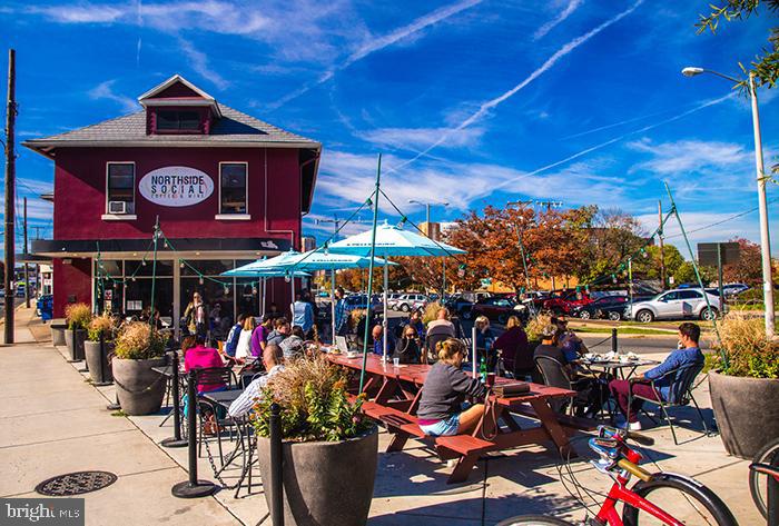 1404 N HERNDON ST, ARLINGTON, Virginia 22201, 4 Bedrooms Bedrooms, ,4 BathroomsBathrooms,Residential,For sale,1404 N HERNDON ST,VAAR2063294 MLS # VAAR2063294