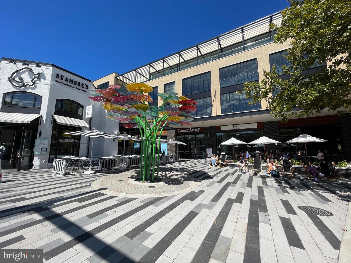 1404 N HERNDON ST, ARLINGTON, Virginia 22201, 4 Bedrooms Bedrooms, ,4 BathroomsBathrooms,Residential,For sale,1404 N HERNDON ST,VAAR2063294 MLS # VAAR2063294