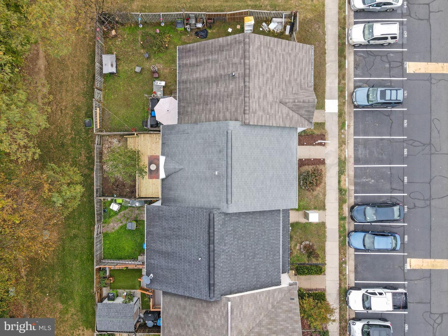 3681 DAHLGREN PL, DUMFRIES, Virginia 22026, 3 Bedrooms Bedrooms, 10 Rooms Rooms,2 BathroomsBathrooms,Residential,For sale,3681 DAHLGREN PL,VAPW2105988 MLS # VAPW2105988