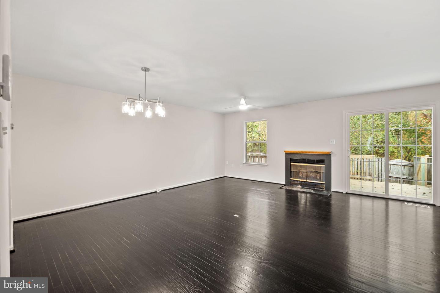 3681 DAHLGREN PL, DUMFRIES, Virginia 22026, 3 Bedrooms Bedrooms, 10 Rooms Rooms,2 BathroomsBathrooms,Residential,For sale,3681 DAHLGREN PL,VAPW2105988 MLS # VAPW2105988