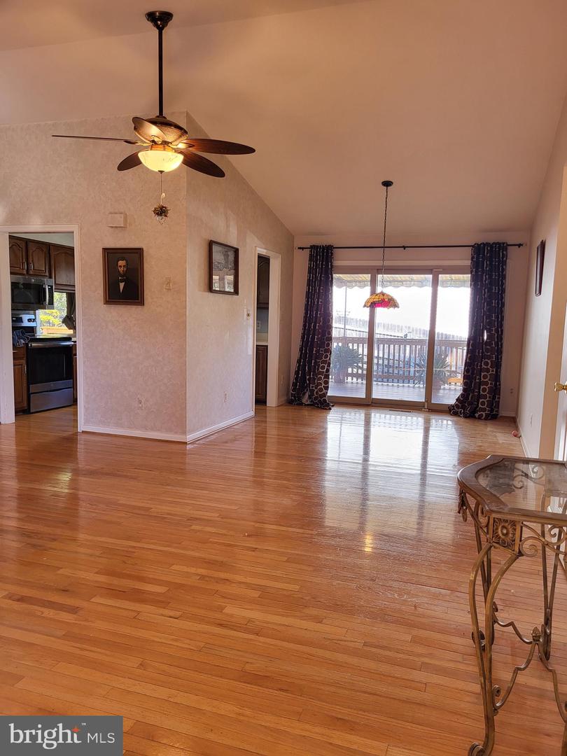 202 STRATFORD PL SW, LEESBURG, Virginia 20175, 3 Bedrooms Bedrooms, ,2 BathroomsBathrooms,Residential,For sale,202 STRATFORD PL SW,VALO2109120 MLS # VALO2109120 202 STRATFORD PL SW, LEESBURG, Virginia 20175, 3 Bedrooms Bedrooms, ,2 BathroomsBathrooms,Residential,For sale,202 STRATFORD PL SW,VALO2109120 MLS # VALO2109120