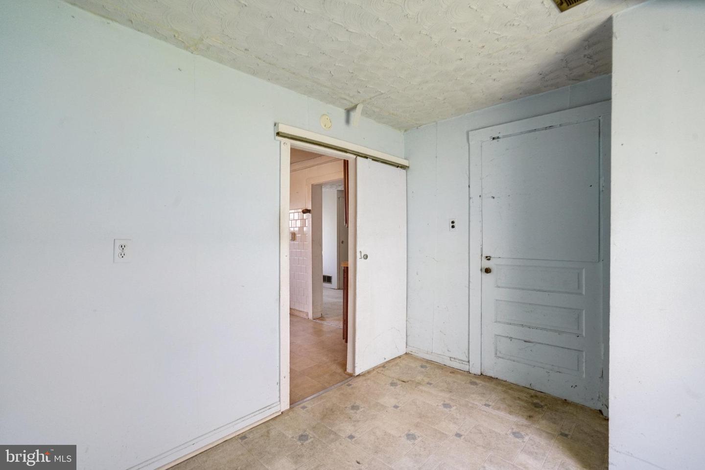 5402 FILLMORE AVE, ALEXANDRIA, Virginia 22311, 1 Bedroom Bedrooms, ,1 BathroomBathrooms,Residential,For sale,5402 FILLMORE AVE,VAAX2051192 MLS # VAAX2051192 5402 FILLMORE AVE, ALEXANDRIA, Virginia 22311, 1 Bedroom Bedrooms, ,1 BathroomBathrooms,Residential,For sale,5402 FILLMORE AVE,VAAX2051192 MLS # VAAX2051192