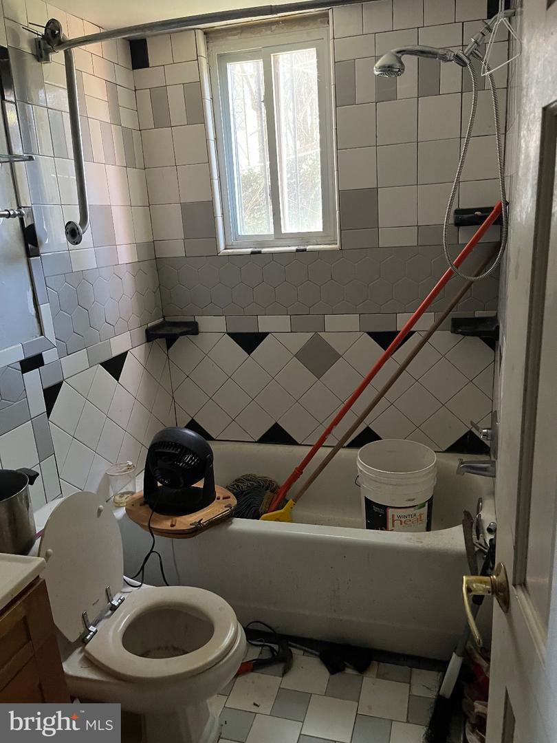 2636 WADE RD SE #2, WASHINGTON, District Of Columbia 20020, 2 Bedrooms Bedrooms, 3 Rooms Rooms,1 BathroomBathrooms,Residential,For sale,2636 WADE RD SE #2,DCDC2229028 MLS # DCDC2229028 2636 WADE RD SE #2, WASHINGTON, District Of Columbia 20020, 2 Bedrooms Bedrooms, 3 Rooms Rooms,1 BathroomBathrooms,Residential,For sale,2636 WADE RD SE #2,DCDC2229028 MLS # DCDC2229028