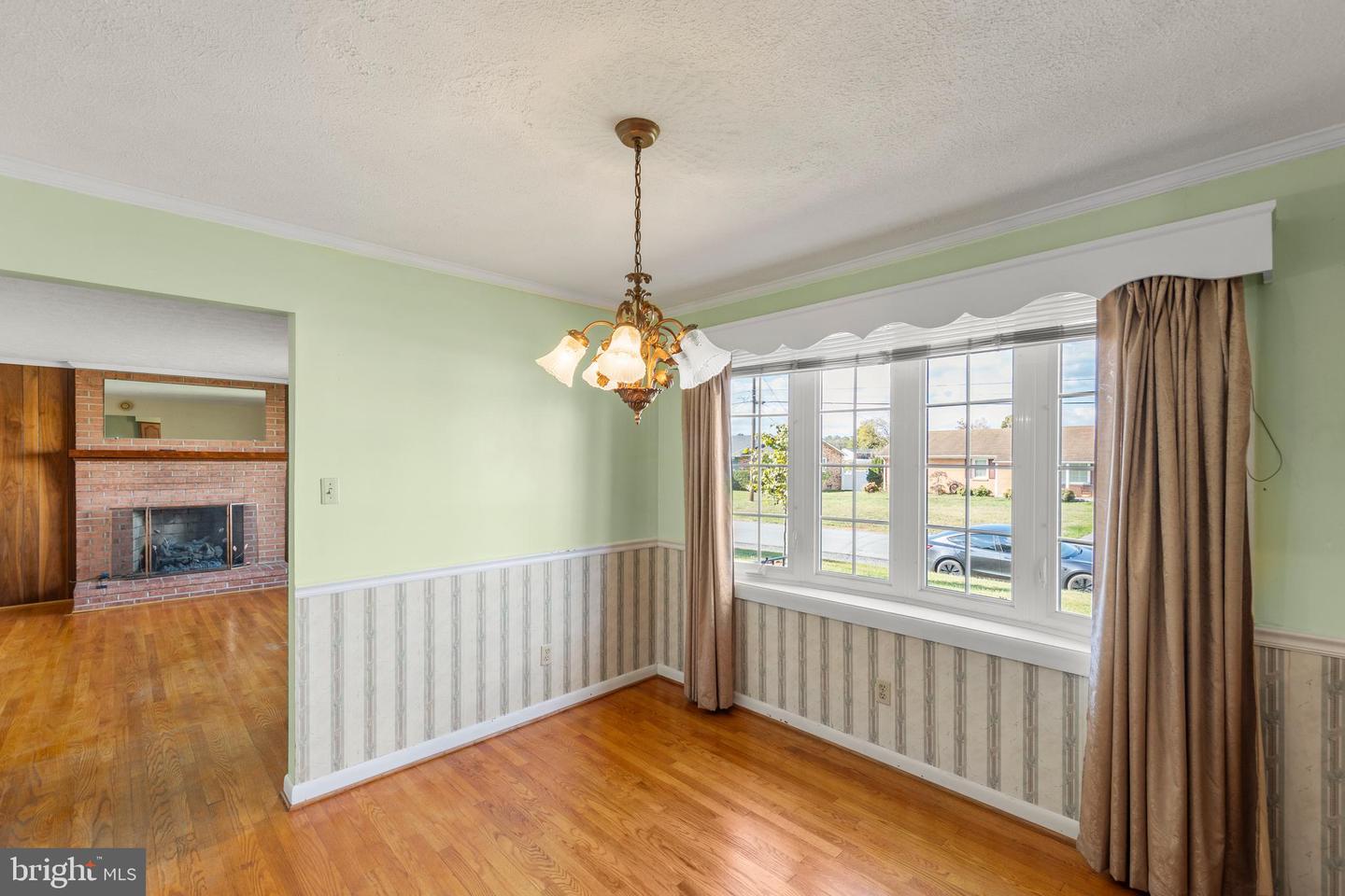 204 RIDGE RD, WINCHESTER, Virginia 22602, 3 Bedrooms Bedrooms, ,3 BathroomsBathrooms,Residential,For sale,204 RIDGE RD,VAFV2037676 MLS # VAFV2037676 204 RIDGE RD, WINCHESTER, Virginia 22602, 3 Bedrooms Bedrooms, ,3 BathroomsBathrooms,Residential,For sale,204 RIDGE RD,VAFV2037676 MLS # VAFV2037676