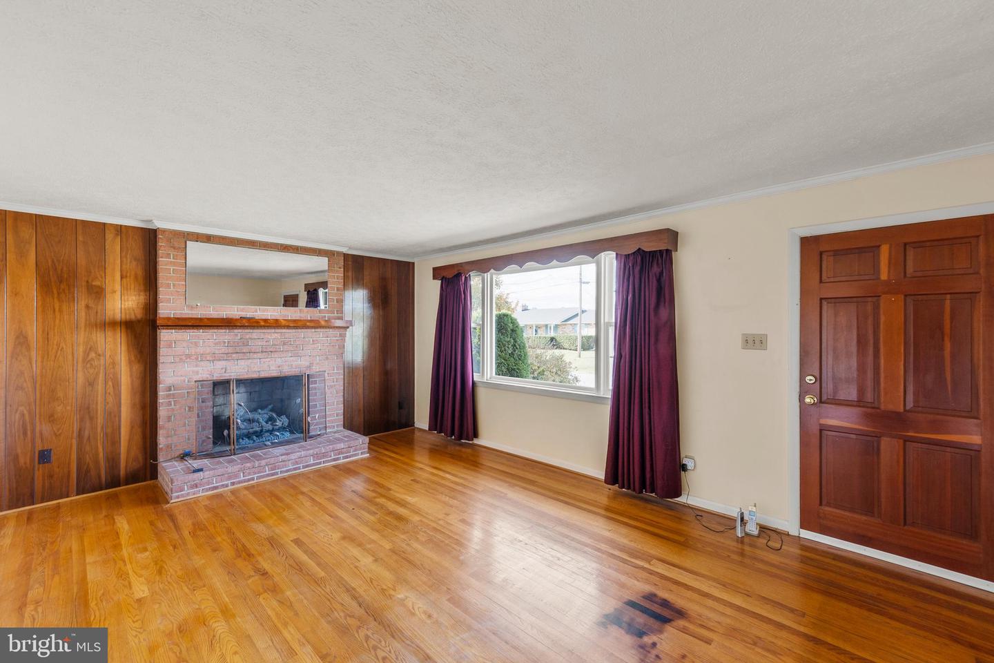 204 RIDGE RD, WINCHESTER, Virginia 22602, 3 Bedrooms Bedrooms, ,3 BathroomsBathrooms,Residential,For sale,204 RIDGE RD,VAFV2037676 MLS # VAFV2037676 204 RIDGE RD, WINCHESTER, Virginia 22602, 3 Bedrooms Bedrooms, ,3 BathroomsBathrooms,Residential,For sale,204 RIDGE RD,VAFV2037676 MLS # VAFV2037676