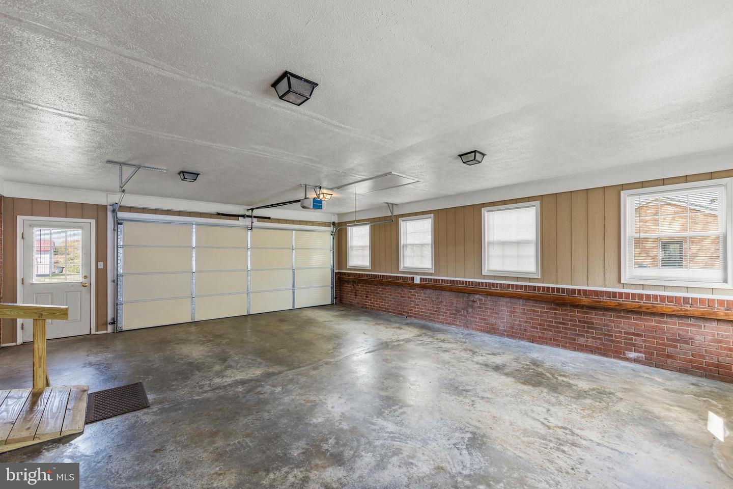 204 RIDGE RD, WINCHESTER, Virginia 22602, 3 Bedrooms Bedrooms, ,3 BathroomsBathrooms,Residential,For sale,204 RIDGE RD,VAFV2037676 MLS # VAFV2037676 204 RIDGE RD, WINCHESTER, Virginia 22602, 3 Bedrooms Bedrooms, ,3 BathroomsBathrooms,Residential,For sale,204 RIDGE RD,VAFV2037676 MLS # VAFV2037676