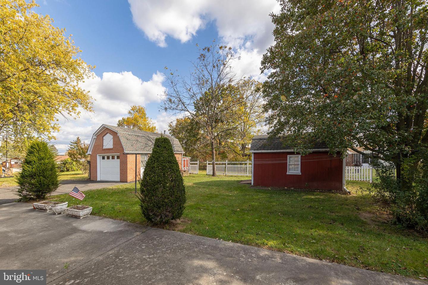 204 RIDGE RD, WINCHESTER, Virginia 22602, 3 Bedrooms Bedrooms, ,2 BathroomsBathrooms,Residential,For sale,204 RIDGE RD,VAFV2037676 MLS # VAFV2037676 204 RIDGE RD, WINCHESTER, Virginia 22602, 3 Bedrooms Bedrooms, ,2 BathroomsBathrooms,Residential,For sale,204 RIDGE RD,VAFV2037676 MLS # VAFV2037676