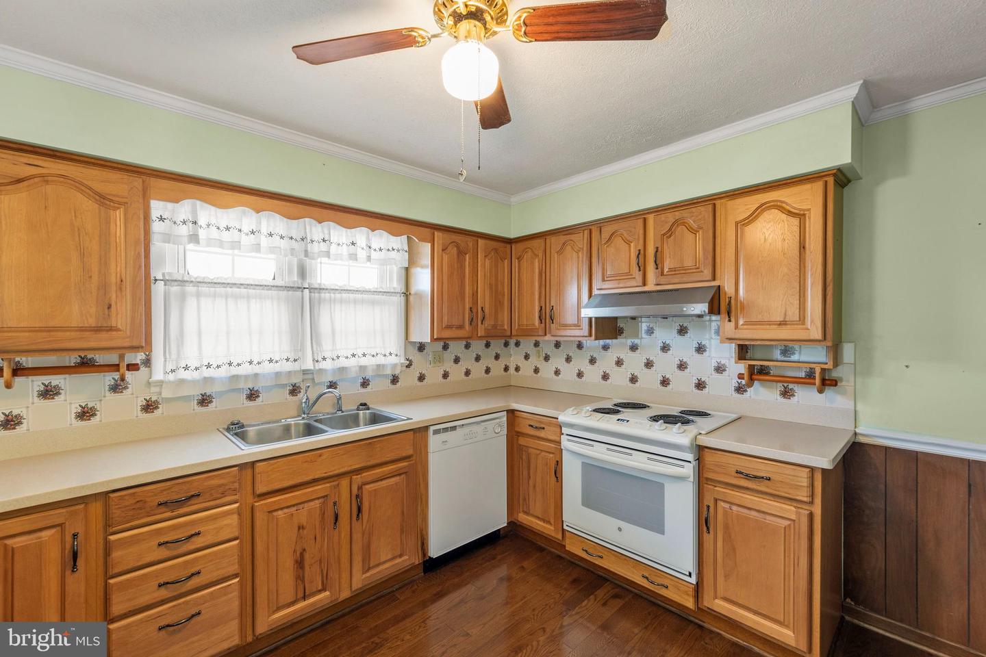204 RIDGE RD, WINCHESTER, Virginia 22602, 3 Bedrooms Bedrooms, ,3 BathroomsBathrooms,Residential,For sale,204 RIDGE RD,VAFV2037676 MLS # VAFV2037676 204 RIDGE RD, WINCHESTER, Virginia 22602, 3 Bedrooms Bedrooms, ,3 BathroomsBathrooms,Residential,For sale,204 RIDGE RD,VAFV2037676 MLS # VAFV2037676