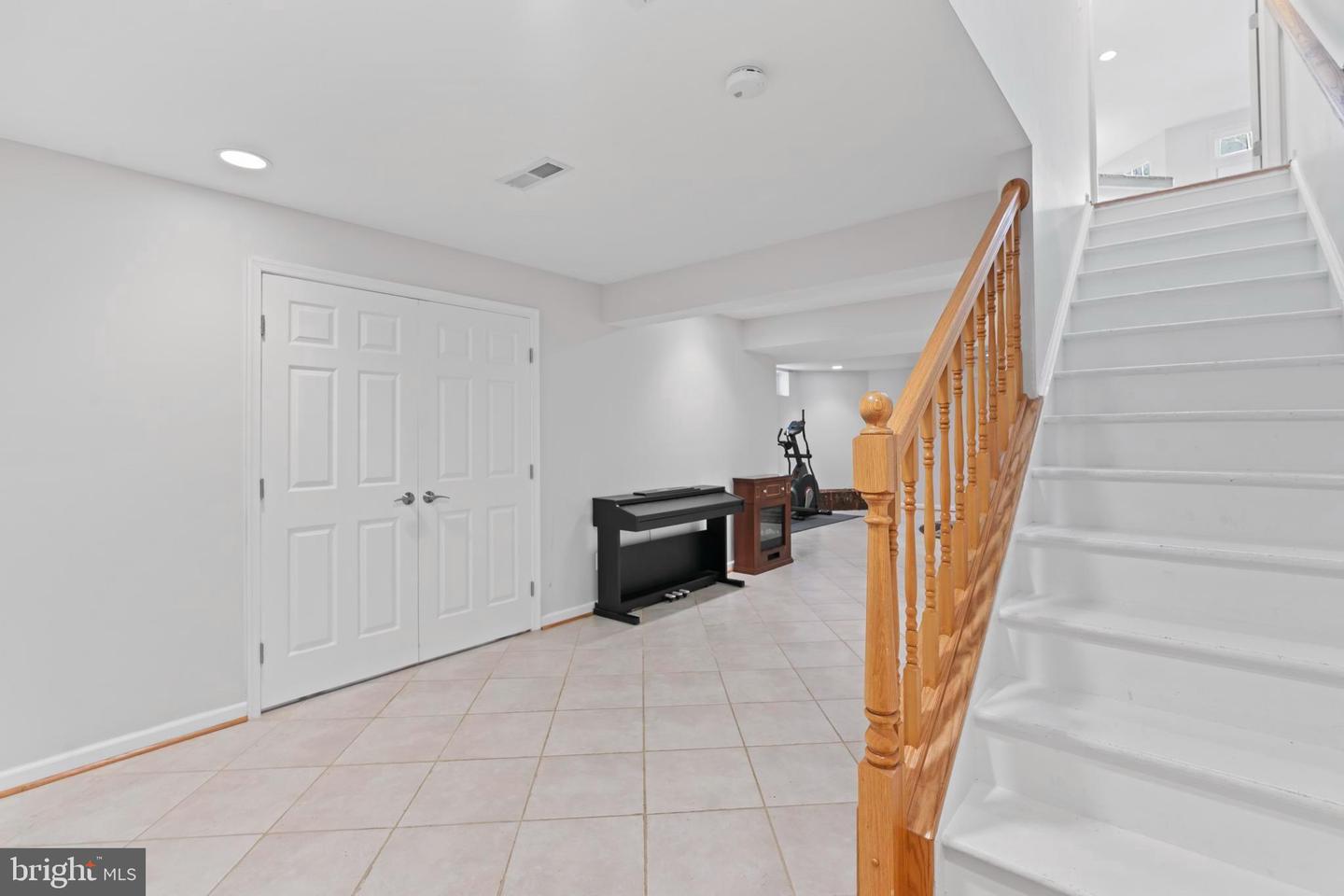 9786 LORRAINE CAROL WAY, LORTON, Virginia 22079, 5 Bedrooms Bedrooms, 15 Rooms Rooms,3 BathroomsBathrooms,Residential,For sale,9786 LORRAINE CAROL WAY,VAFX2276376 MLS # VAFX2276376 9786 LORRAINE CAROL WAY, LORTON, Virginia 22079, 5 Bedrooms Bedrooms, 15 Rooms Rooms,3 BathroomsBathrooms,Residential,For sale,9786 LORRAINE CAROL WAY,VAFX2276376 MLS # VAFX2276376