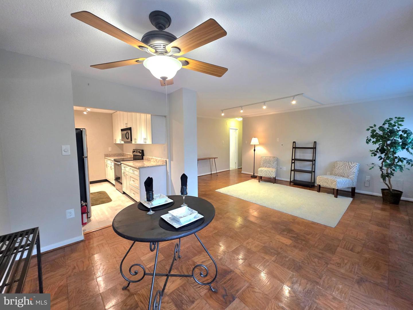 2059 HUNTINGTON AVE #312, ALEXANDRIA, Virginia 22303, 1 Bedroom Bedrooms, ,1 BathroomBathrooms,Residential,For sale,2059 HUNTINGTON AVE #312,VAFX2276378 MLS # VAFX2276378 2059 HUNTINGTON AVE #312, ALEXANDRIA, Virginia 22303, 1 Bedroom Bedrooms, ,1 BathroomBathrooms,Residential,For sale,2059 HUNTINGTON AVE #312,VAFX2276378 MLS # VAFX2276378