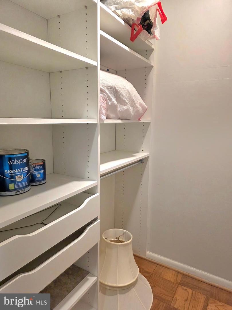 2059 HUNTINGTON AVE #312, ALEXANDRIA, Virginia 22303, 1 Bedroom Bedrooms, ,1 BathroomBathrooms,Residential,For sale,2059 HUNTINGTON AVE #312,VAFX2276378 MLS # VAFX2276378 2059 HUNTINGTON AVE #312, ALEXANDRIA, Virginia 22303, 1 Bedroom Bedrooms, ,1 BathroomBathrooms,Residential,For sale,2059 HUNTINGTON AVE #312,VAFX2276378 MLS # VAFX2276378