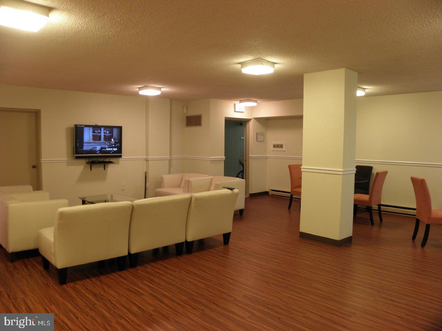 2059 HUNTINGTON AVE #312, ALEXANDRIA, Virginia 22303, 1 Bedroom Bedrooms, ,1 BathroomBathrooms,Residential,For sale,2059 HUNTINGTON AVE #312,VAFX2276378 MLS # VAFX2276378 2059 HUNTINGTON AVE #312, ALEXANDRIA, Virginia 22303, 1 Bedroom Bedrooms, ,1 BathroomBathrooms,Residential,For sale,2059 HUNTINGTON AVE #312,VAFX2276378 MLS # VAFX2276378