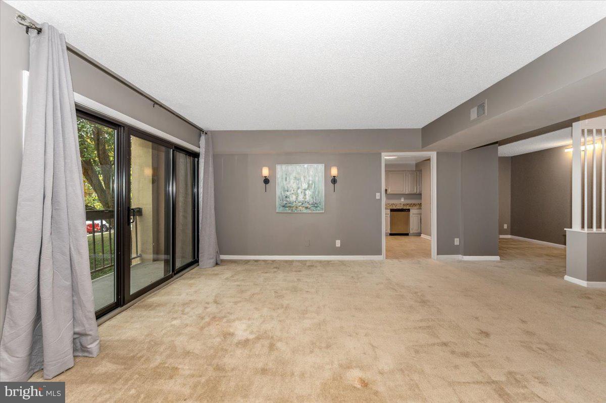 803 N HOWARD ST #152, ALEXANDRIA, Virginia 22304, 2 Bedrooms Bedrooms, ,2 BathroomsBathrooms,Residential,For sale,803 N HOWARD ST #152,VAAX2051218 MLS # VAAX2051218 803 N HOWARD ST #152, ALEXANDRIA, Virginia 22304, 2 Bedrooms Bedrooms, ,2 BathroomsBathrooms,Residential,For sale,803 N HOWARD ST #152,VAAX2051218 MLS # VAAX2051218
