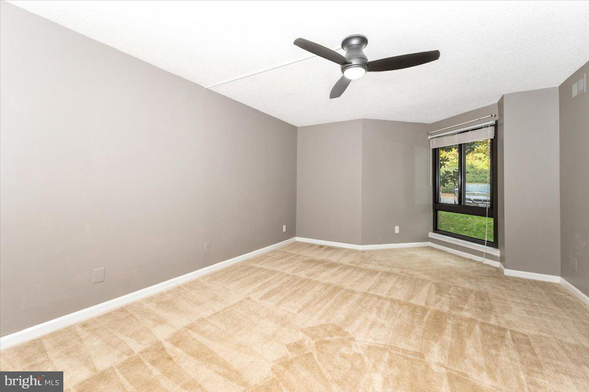 803 N HOWARD ST #152, ALEXANDRIA, Virginia 22304, 2 Bedrooms Bedrooms, ,2 BathroomsBathrooms,Residential,For sale,803 N HOWARD ST #152,VAAX2051218 MLS # VAAX2051218 803 N HOWARD ST #152, ALEXANDRIA, Virginia 22304, 2 Bedrooms Bedrooms, ,2 BathroomsBathrooms,Residential,For sale,803 N HOWARD ST #152,VAAX2051218 MLS # VAAX2051218