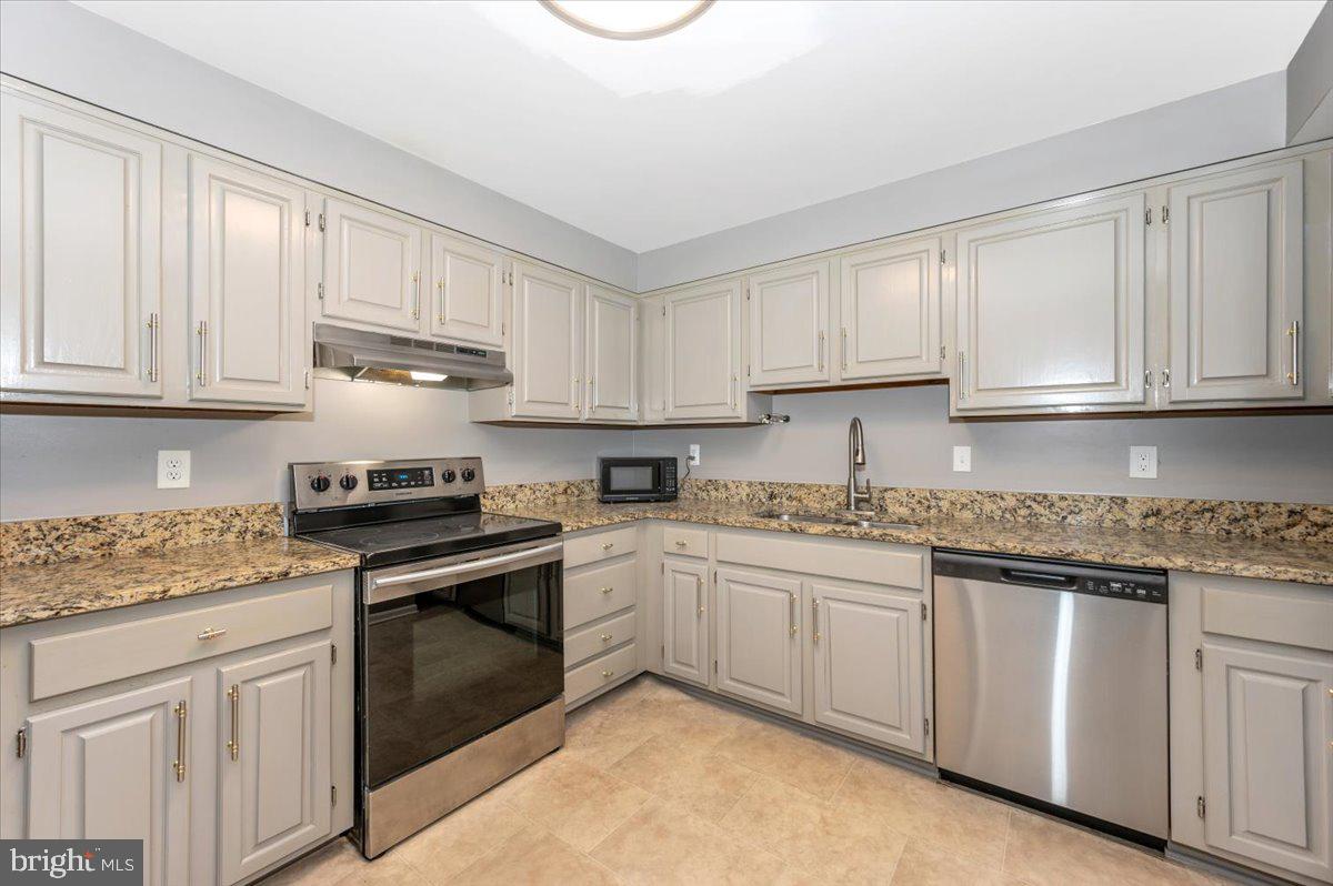 803 N HOWARD ST #152, ALEXANDRIA, Virginia 22304, 2 Bedrooms Bedrooms, ,2 BathroomsBathrooms,Residential,For sale,803 N HOWARD ST #152,VAAX2051218 MLS # VAAX2051218 803 N HOWARD ST #152, ALEXANDRIA, Virginia 22304, 2 Bedrooms Bedrooms, ,2 BathroomsBathrooms,Residential,For sale,803 N HOWARD ST #152,VAAX2051218 MLS # VAAX2051218