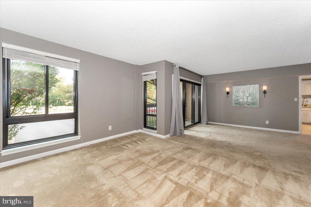803 N HOWARD ST #152, ALEXANDRIA, Virginia 22304, 2 Bedrooms Bedrooms, ,2 BathroomsBathrooms,Residential,For sale,803 N HOWARD ST #152,VAAX2051218 MLS # VAAX2051218 803 N HOWARD ST #152, ALEXANDRIA, Virginia 22304, 2 Bedrooms Bedrooms, ,2 BathroomsBathrooms,Residential,For sale,803 N HOWARD ST #152,VAAX2051218 MLS # VAAX2051218