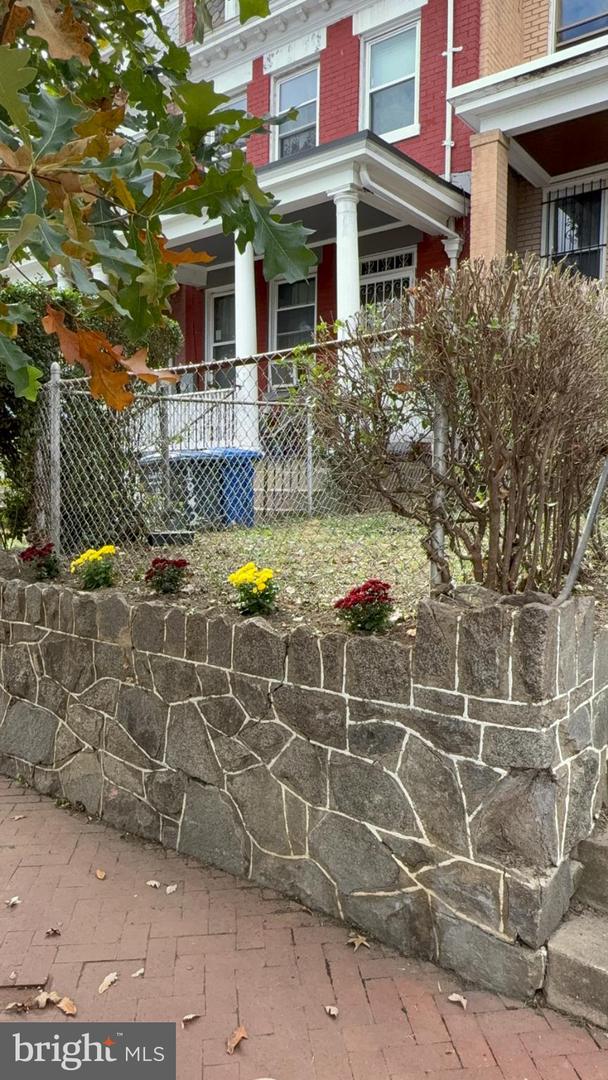 1944 2ND NW, WASHINGTON, District Of Columbia 20001, 3 Bedrooms Bedrooms, 5 Rooms Rooms,2 BathroomsBathrooms,Residential,For sale,1944 2ND NW,DCDC2229208 MLS # DCDC2229208 1944 2ND NW, WASHINGTON, District Of Columbia 20001, 3 Bedrooms Bedrooms, 5 Rooms Rooms,2 BathroomsBathrooms,Residential,For sale,1944 2ND NW,DCDC2229208 MLS # DCDC2229208