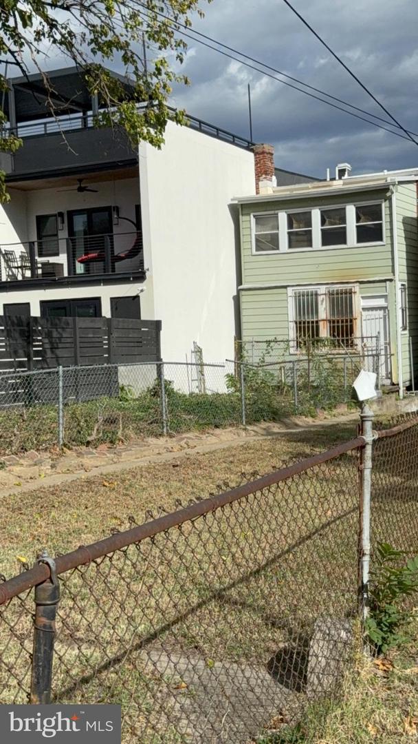 1944 2ND NW, WASHINGTON, District Of Columbia 20001, 3 Bedrooms Bedrooms, 5 Rooms Rooms,2 BathroomsBathrooms,Residential,For sale,1944 2ND NW,DCDC2229208 MLS # DCDC2229208 1944 2ND NW, WASHINGTON, District Of Columbia 20001, 3 Bedrooms Bedrooms, 5 Rooms Rooms,2 BathroomsBathrooms,Residential,For sale,1944 2ND NW,DCDC2229208 MLS # DCDC2229208