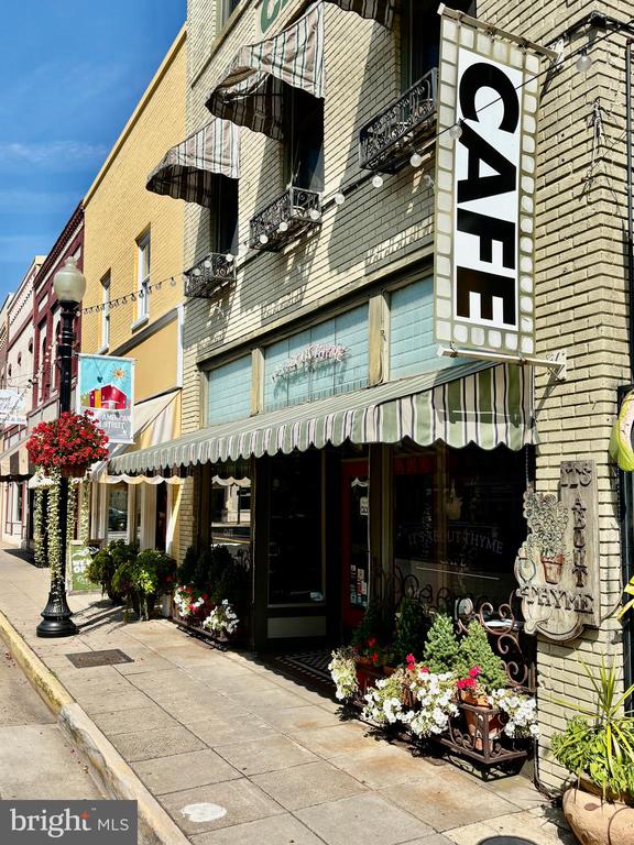 601 S WEST ST, CULPEPER, Virginia 22701, 4 Bedrooms Bedrooms, ,3 BathroomsBathrooms,Residential,601 S WEST ST,VACU2011710 MLS # VACU2011710 601 S WEST ST, CULPEPER, Virginia 22701, 4 Bedrooms Bedrooms, ,3 BathroomsBathrooms,Residential,601 S WEST ST,VACU2011710 MLS # VACU2011710