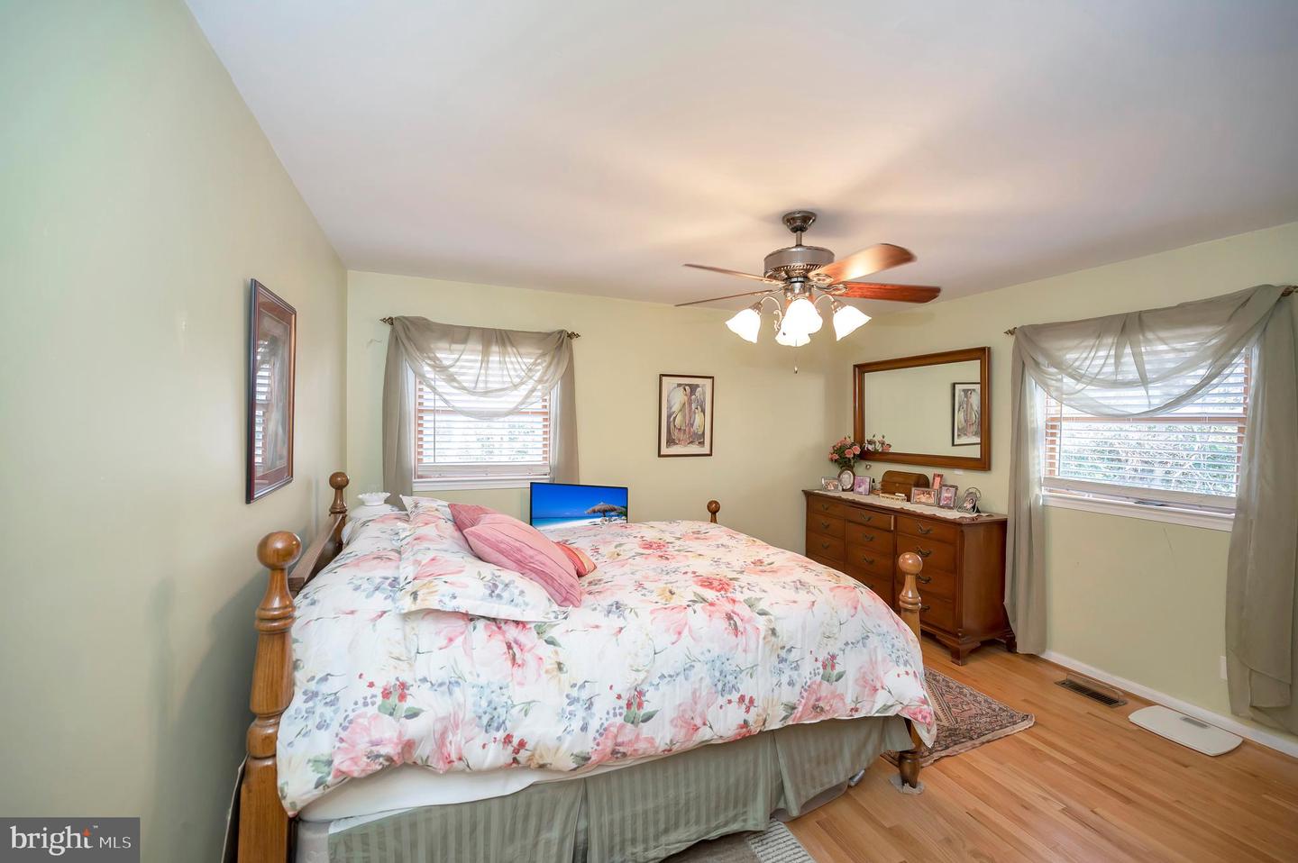 18 WINSLOW RD, FREDERICKSBURG, Virginia 22406, 5 Bedrooms Bedrooms, ,3 BathroomsBathrooms,Residential,For sale,18 WINSLOW RD,VAST2042430 MLS # VAST2042430 18 WINSLOW RD, FREDERICKSBURG, Virginia 22406, 5 Bedrooms Bedrooms, ,3 BathroomsBathrooms,Residential,For sale,18 WINSLOW RD,VAST2042430 MLS # VAST2042430