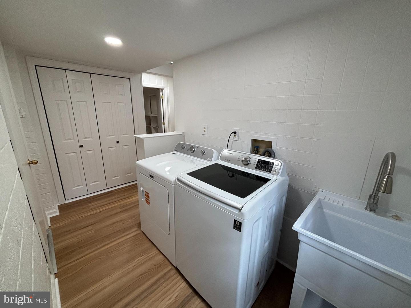 2339 BARBOUR RD, FALLS CHURCH, Virginia 22043, 4 Bedrooms Bedrooms, ,3 BathroomsBathrooms,Residential,For sale,2339 BARBOUR RD,VAFX2266438 MLS # VAFX2266438