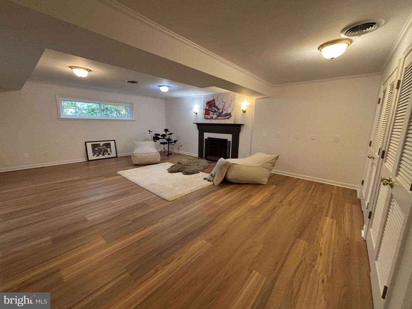 2339 BARBOUR RD, FALLS CHURCH, Virginia 22043, 4 Bedrooms Bedrooms, ,3 BathroomsBathrooms,Residential,For sale,2339 BARBOUR RD,VAFX2266438 MLS # VAFX2266438