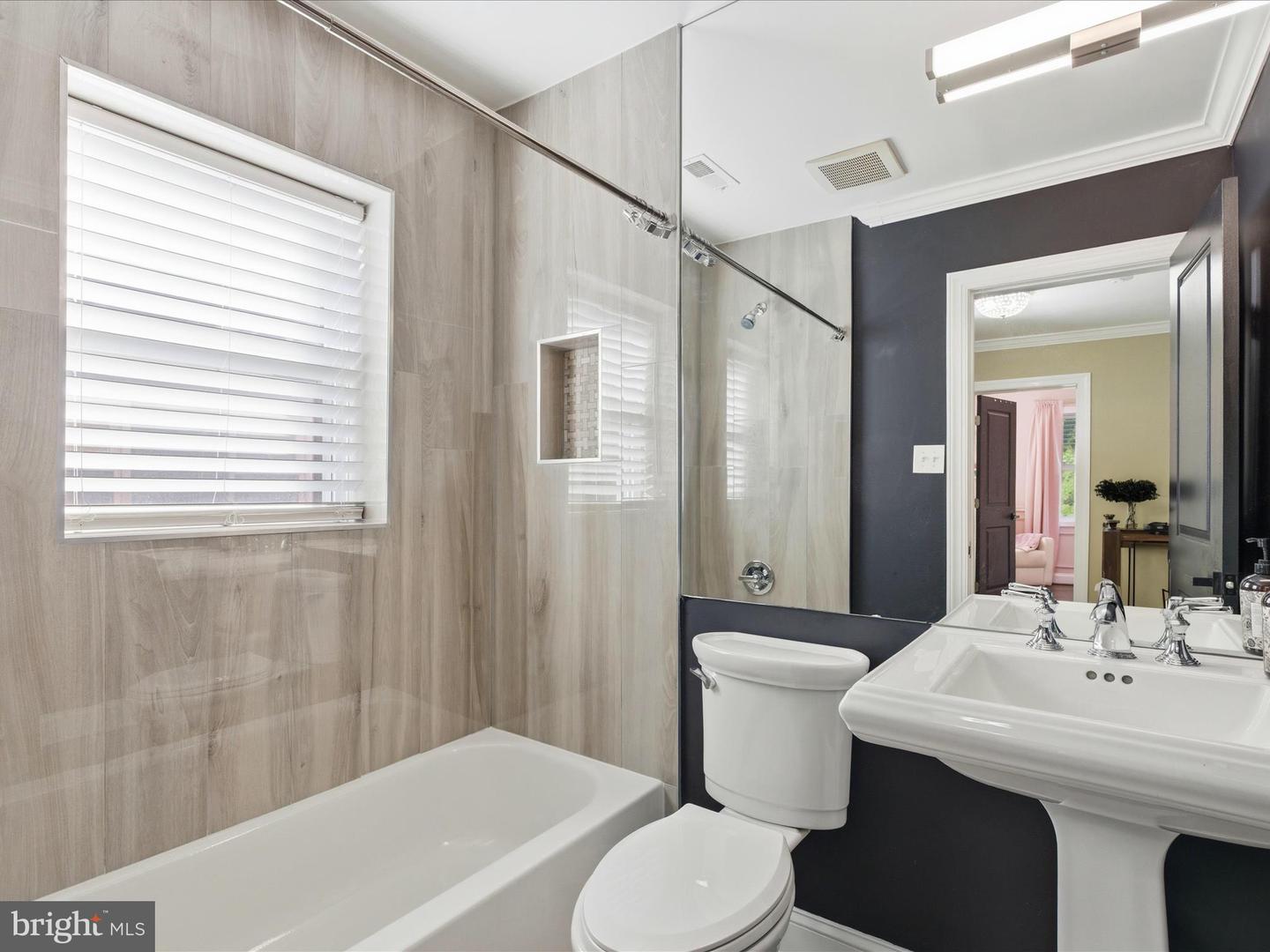 2717 BRANCH AVE SE, WASHINGTON, District Of Columbia 20020, 3 Bedrooms Bedrooms, 10 Rooms Rooms,4 BathroomsBathrooms,Residential,For sale,2717 BRANCH AVE SE,DCDC2225666 MLS # DCDC2225666 2717 BRANCH AVE SE, WASHINGTON, District Of Columbia 20020, 3 Bedrooms Bedrooms, 10 Rooms Rooms,4 BathroomsBathrooms,Residential,For sale,2717 BRANCH AVE SE,DCDC2225666 MLS # DCDC2225666