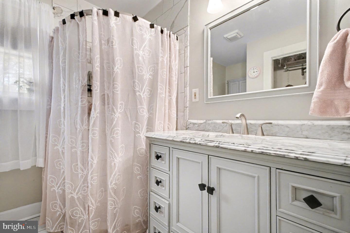 317 IRVING AVE, COLONIAL BEACH, Virginia 22443, 3 Bedrooms Bedrooms, ,2 BathroomsBathrooms,Residential,For sale,317 IRVING AVE,VAWE2009992 MLS # VAWE2009992 317 IRVING AVE, COLONIAL BEACH, Virginia 22443, 3 Bedrooms Bedrooms, ,2 BathroomsBathrooms,Residential,For sale,317 IRVING AVE,VAWE2009992 MLS # VAWE2009992