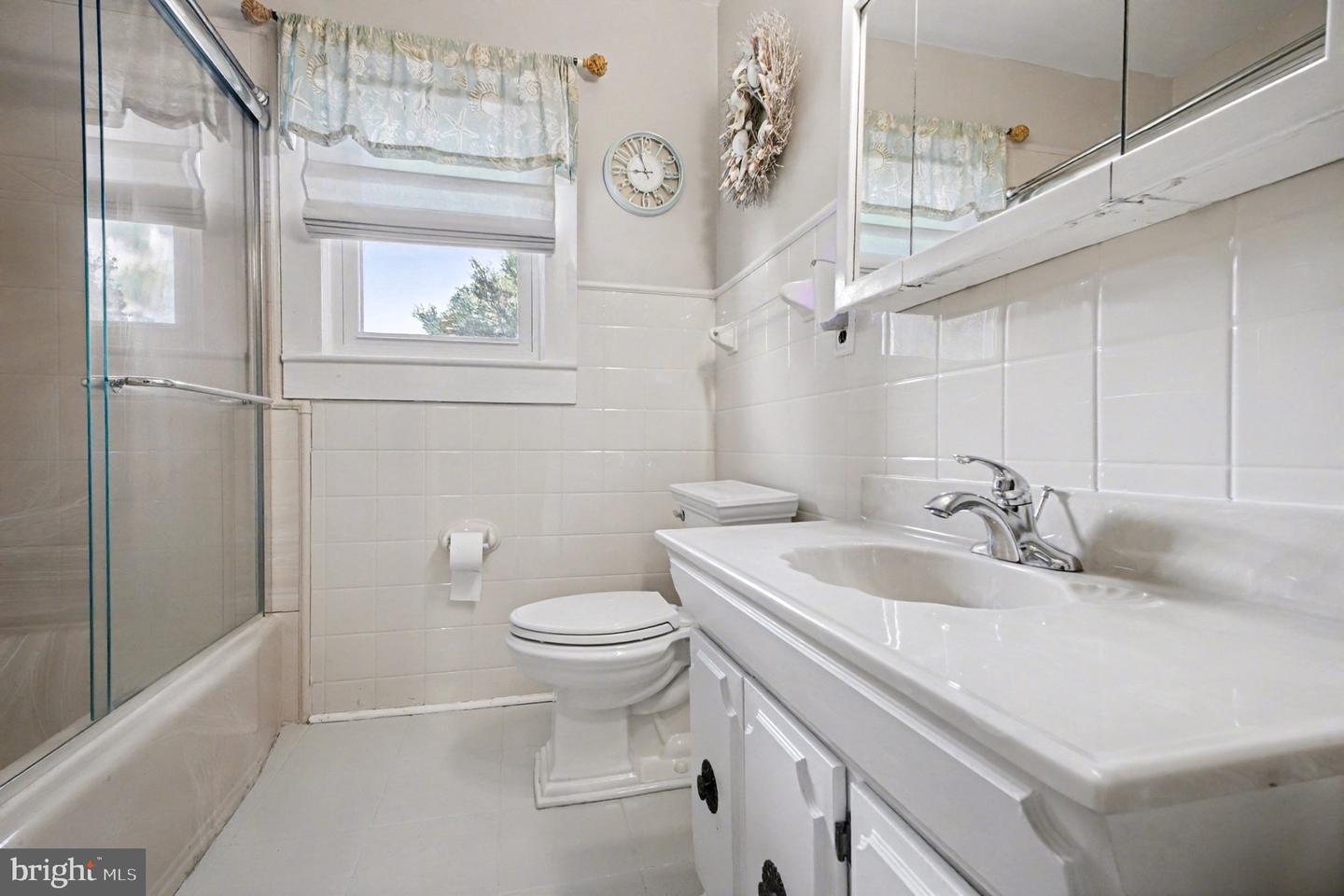 317 IRVING AVE, COLONIAL BEACH, Virginia 22443, 3 Bedrooms Bedrooms, ,2 BathroomsBathrooms,Residential,For sale,317 IRVING AVE,VAWE2009992 MLS # VAWE2009992 317 IRVING AVE, COLONIAL BEACH, Virginia 22443, 3 Bedrooms Bedrooms, ,2 BathroomsBathrooms,Residential,For sale,317 IRVING AVE,VAWE2009992 MLS # VAWE2009992