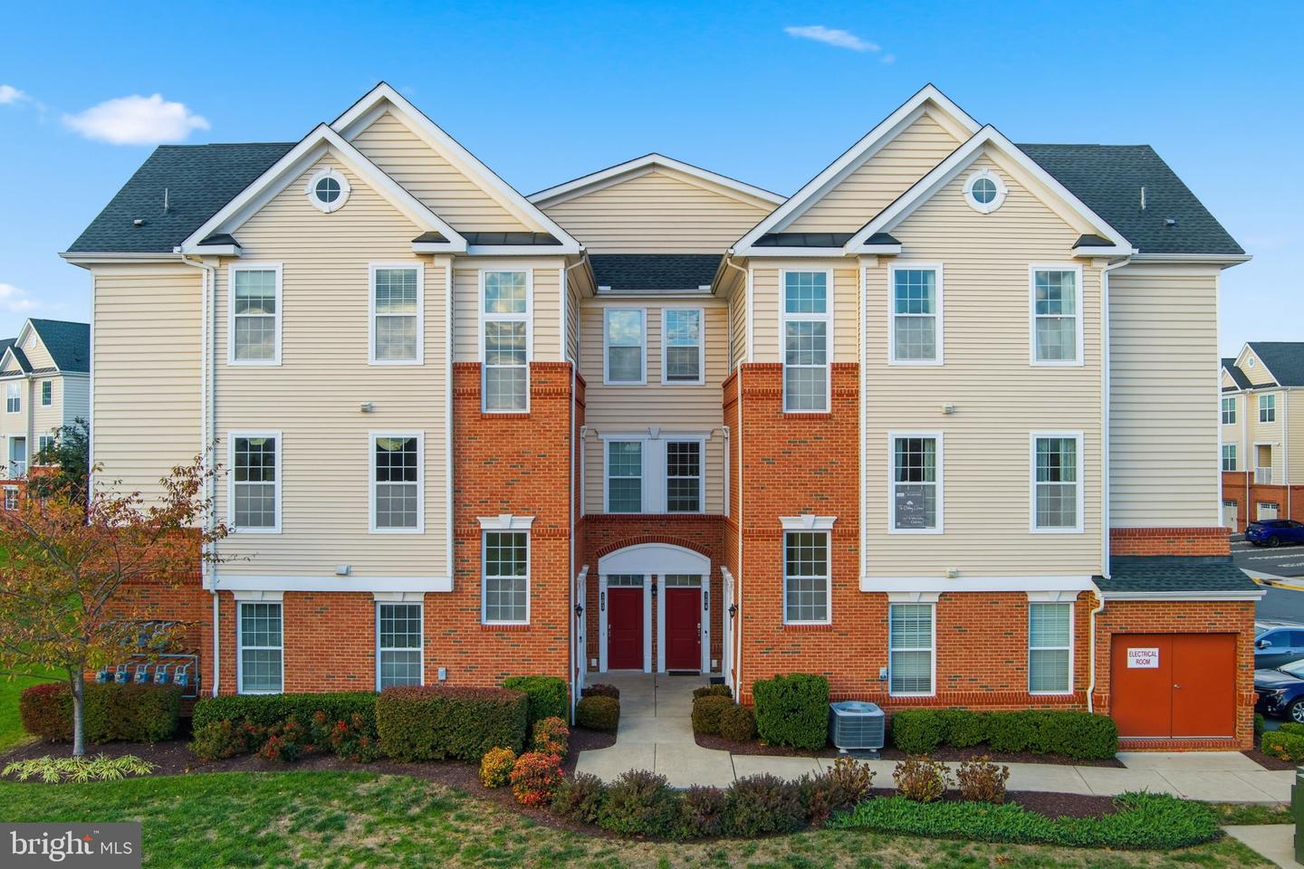 23297 SOUTHDOWN MANOR TER #105, ASHBURN, Virginia 20148, 2 Bedrooms Bedrooms, ,2 BathroomsBathrooms,Residential,For sale,23297 SOUTHDOWN MANOR TER #105,VALO2109596 MLS # VALO2109596 23297 SOUTHDOWN MANOR TER #105, ASHBURN, Virginia 20148, 2 Bedrooms Bedrooms, ,2 BathroomsBathrooms,Residential,For sale,23297 SOUTHDOWN MANOR TER #105,VALO2109596 MLS # VALO2109596