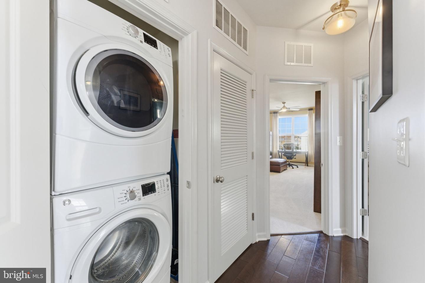 23297 SOUTHDOWN MANOR TER #105, ASHBURN, Virginia 20148, 2 Bedrooms Bedrooms, ,2 BathroomsBathrooms,Residential,For sale,23297 SOUTHDOWN MANOR TER #105,VALO2109596 MLS # VALO2109596 23297 SOUTHDOWN MANOR TER #105, ASHBURN, Virginia 20148, 2 Bedrooms Bedrooms, ,2 BathroomsBathrooms,Residential,For sale,23297 SOUTHDOWN MANOR TER #105,VALO2109596 MLS # VALO2109596