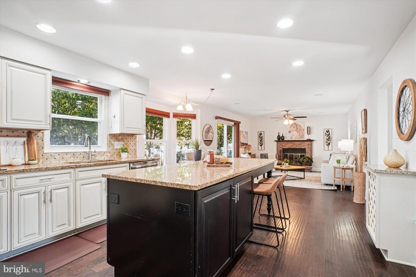 12649 TERRYMILL DR, HERNDON, Virginia 20170, 4 Bedrooms Bedrooms, ,4 BathroomsBathrooms,Residential,For sale,12649 TERRYMILL DR,VAFX2276282 MLS # VAFX2276282 12649 TERRYMILL DR, HERNDON, Virginia 20170, 4 Bedrooms Bedrooms, ,4 BathroomsBathrooms,Residential,For sale,12649 TERRYMILL DR,VAFX2276282 MLS # VAFX2276282