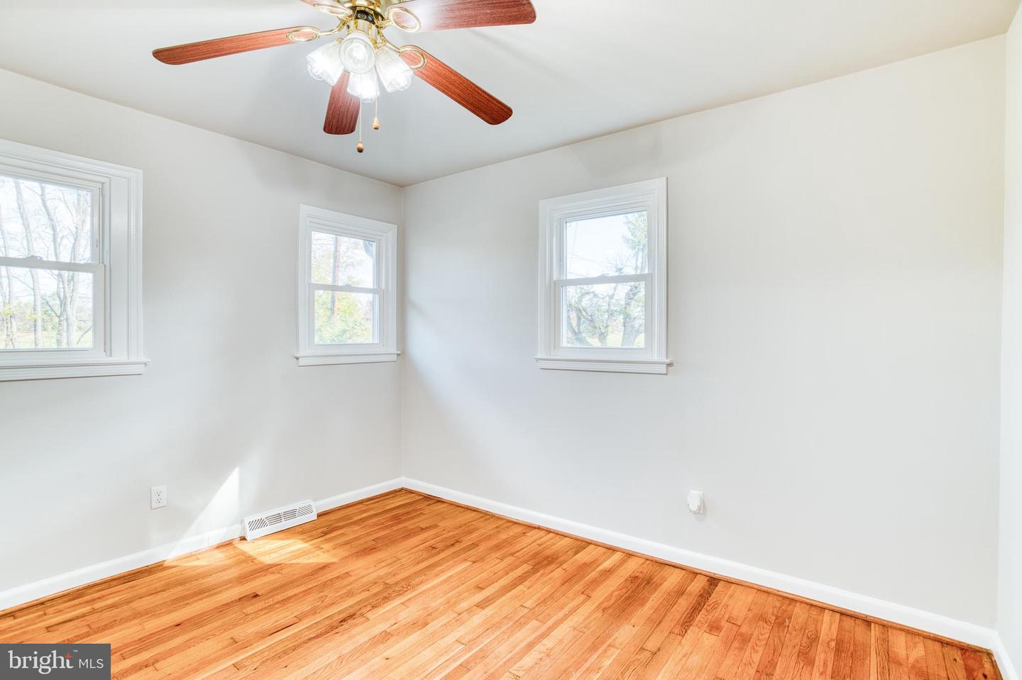 13616 EGGBORNSVILLE, CULPEPER, Virginia 22701, 3 Bedrooms Bedrooms, ,1 BathroomBathrooms,Residential,For sale,13616 EGGBORNSVILLE,VACU2011930 MLS # VACU2011930 13616 EGGBORNSVILLE, CULPEPER, Virginia 22701, 3 Bedrooms Bedrooms, ,1 BathroomBathrooms,Residential,For sale,13616 EGGBORNSVILLE,VACU2011930 MLS # VACU2011930