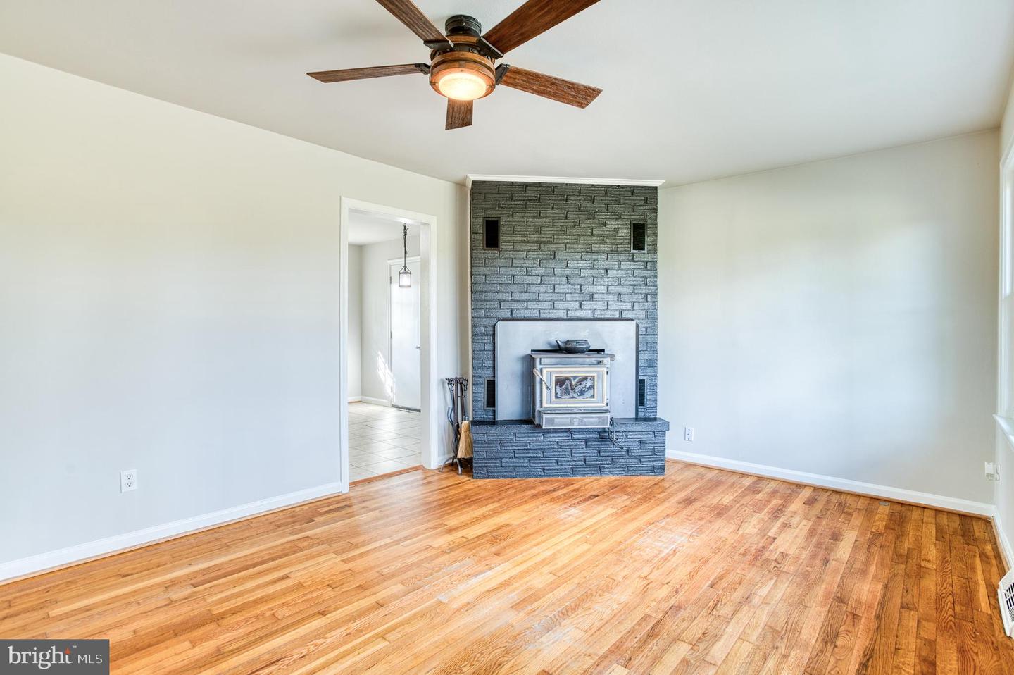 13616 EGGBORNSVILLE, CULPEPER, Virginia 22701, 3 Bedrooms Bedrooms, ,1 BathroomBathrooms,Residential,For sale,13616 EGGBORNSVILLE,VACU2011930 MLS # VACU2011930 13616 EGGBORNSVILLE, CULPEPER, Virginia 22701, 3 Bedrooms Bedrooms, ,1 BathroomBathrooms,Residential,For sale,13616 EGGBORNSVILLE,VACU2011930 MLS # VACU2011930